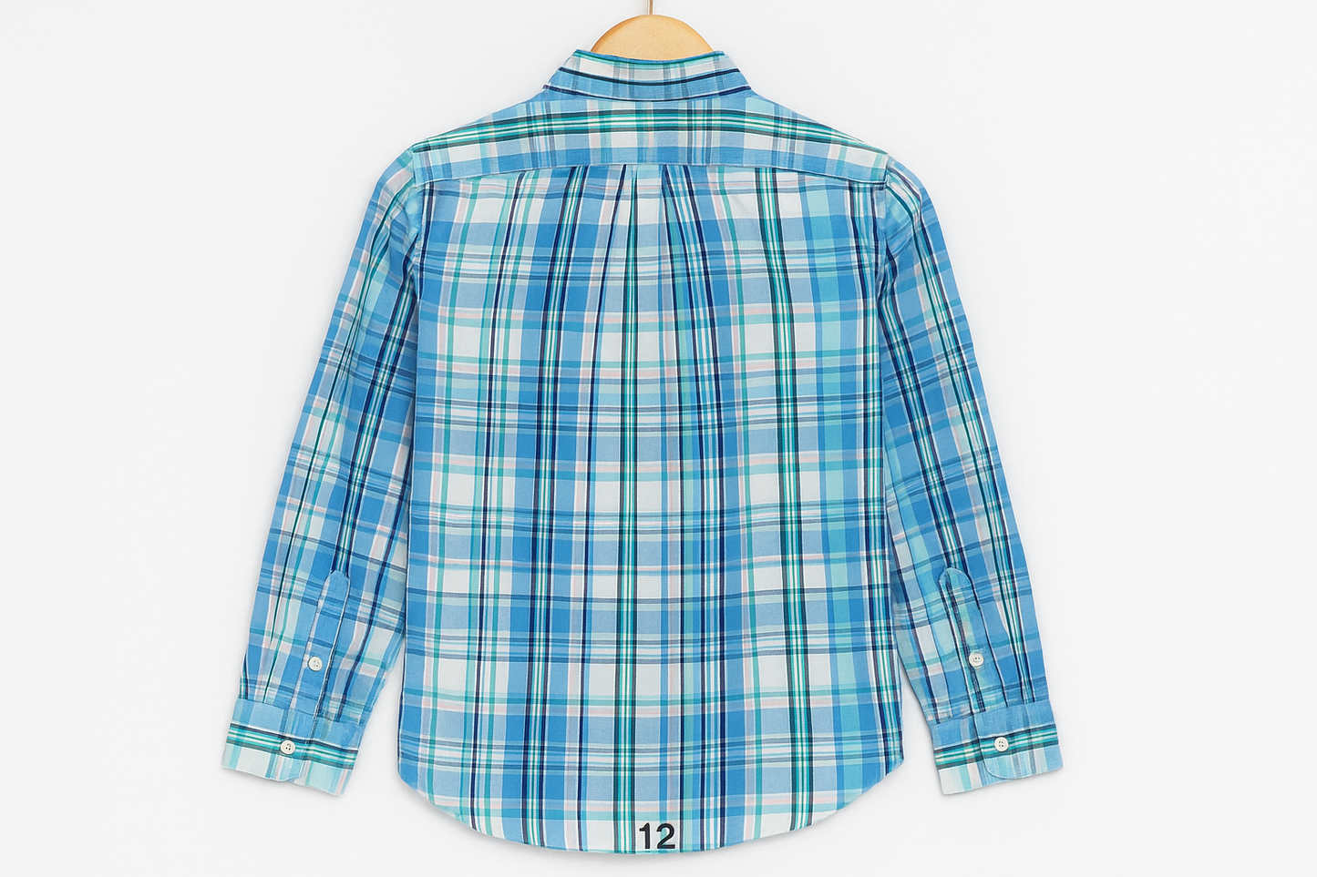 Camisa en gancho vista trasera