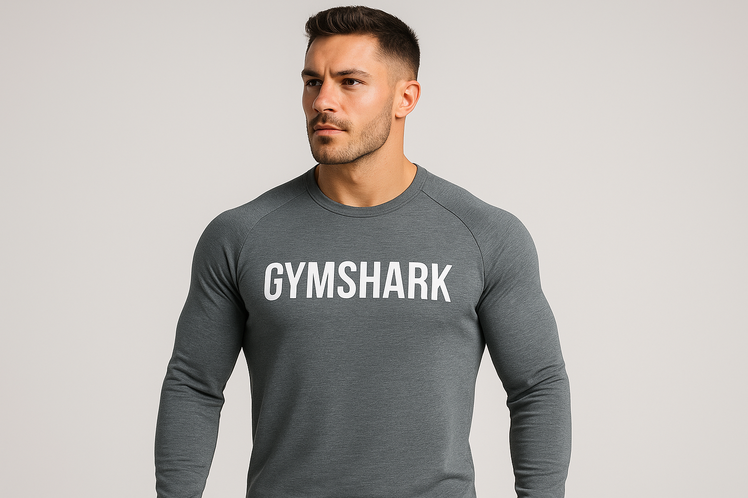 Camiseta GYMSHARK con modelo atlético