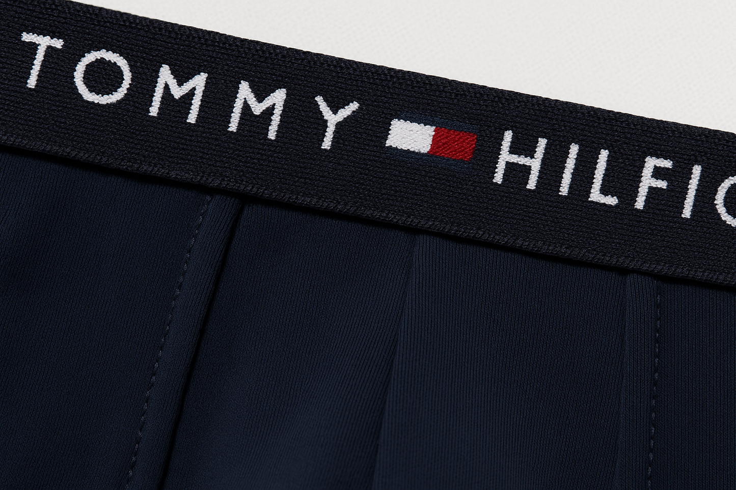 Close-up 1 - Detalle de cintura Tommy Hilfiger