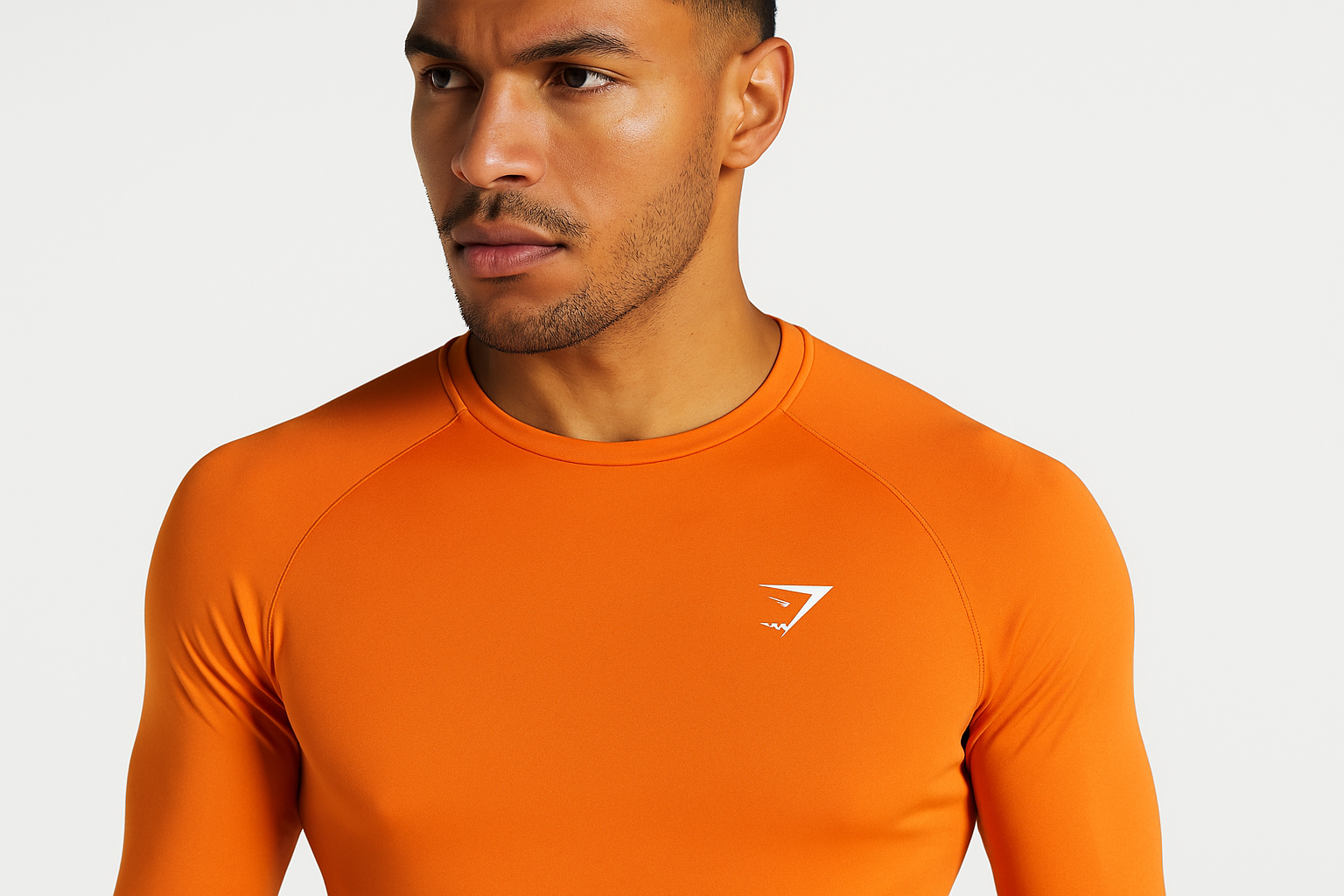 Close-up del torso atlético - símbolo Gymshark