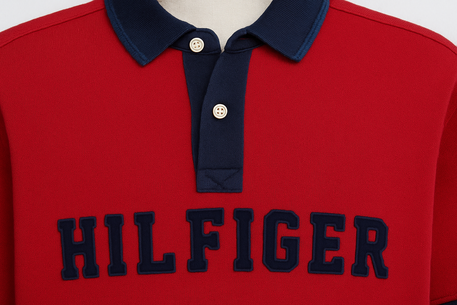 Detalle del cuello y texto