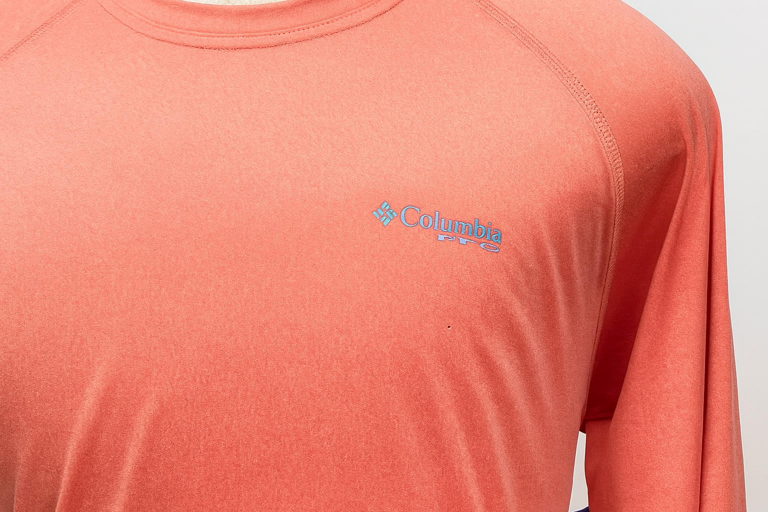 Detalle logo Columbia