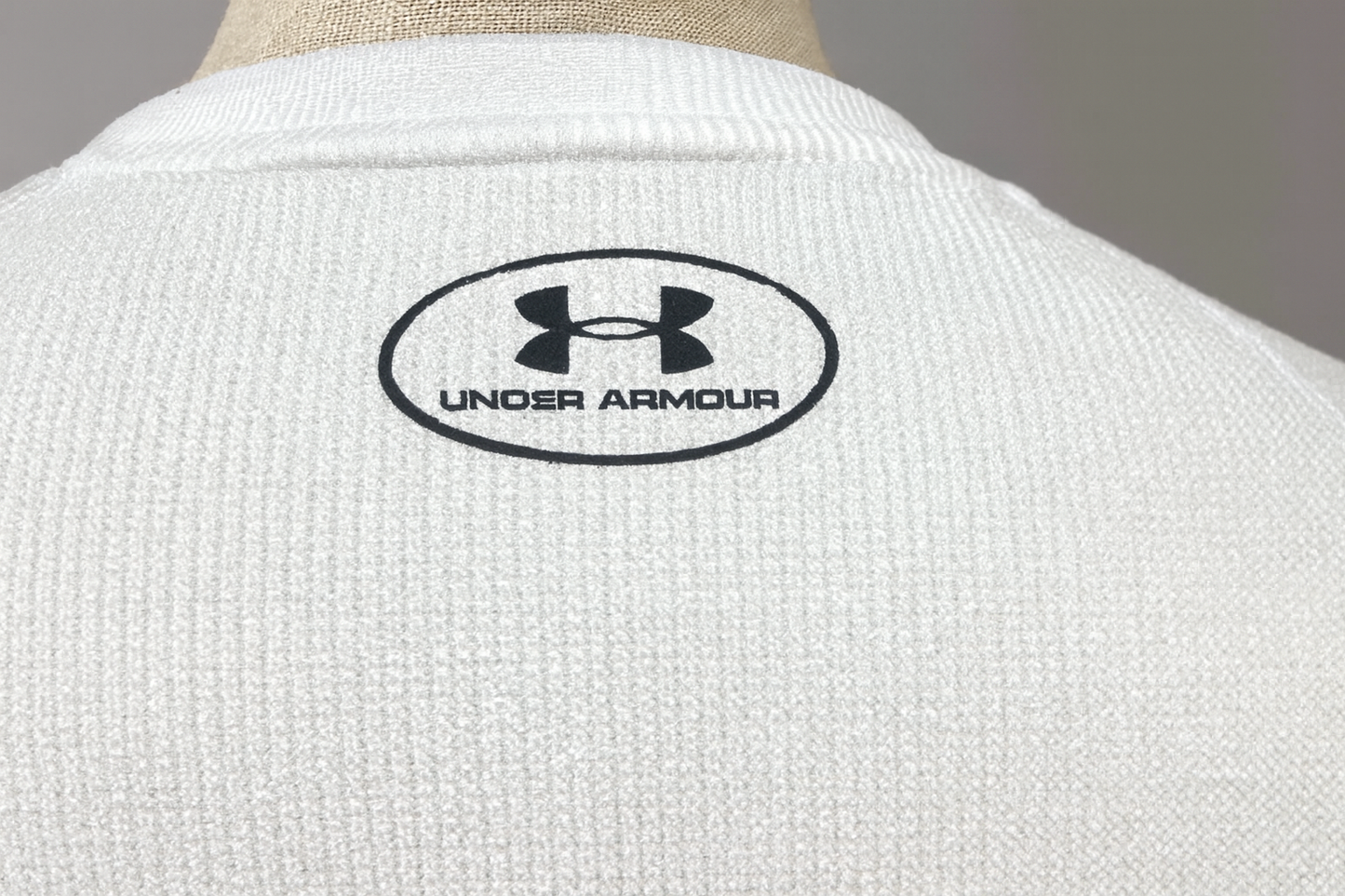Detalle logo Under Armour