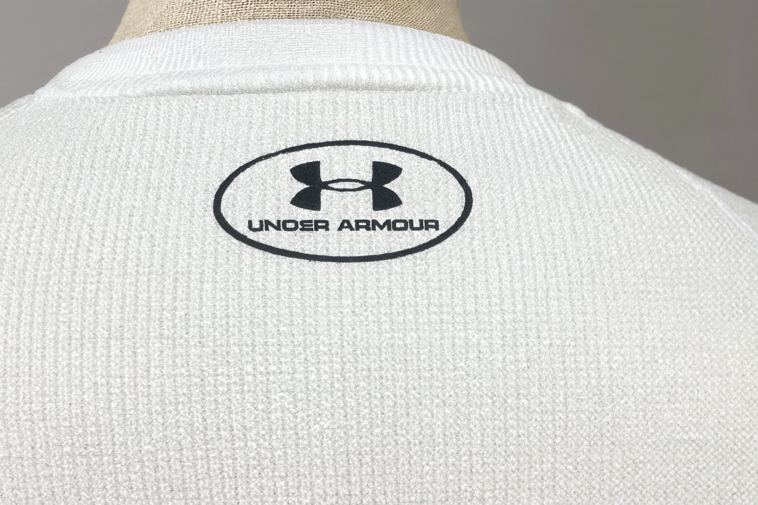 Detalle logo Under Armour