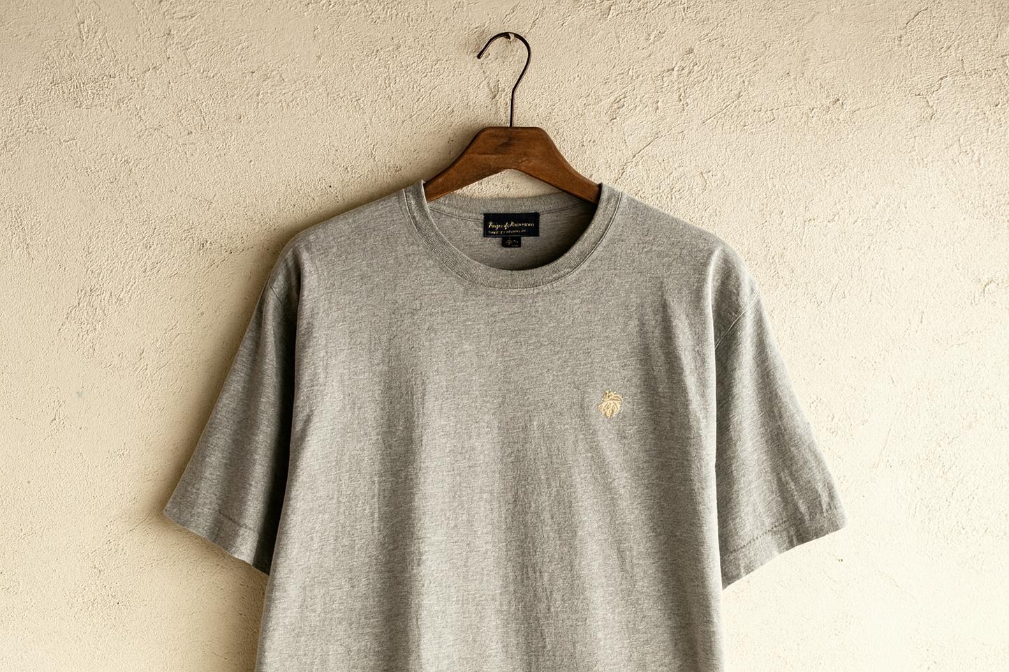 Estilo thrift store Brooks Brothers