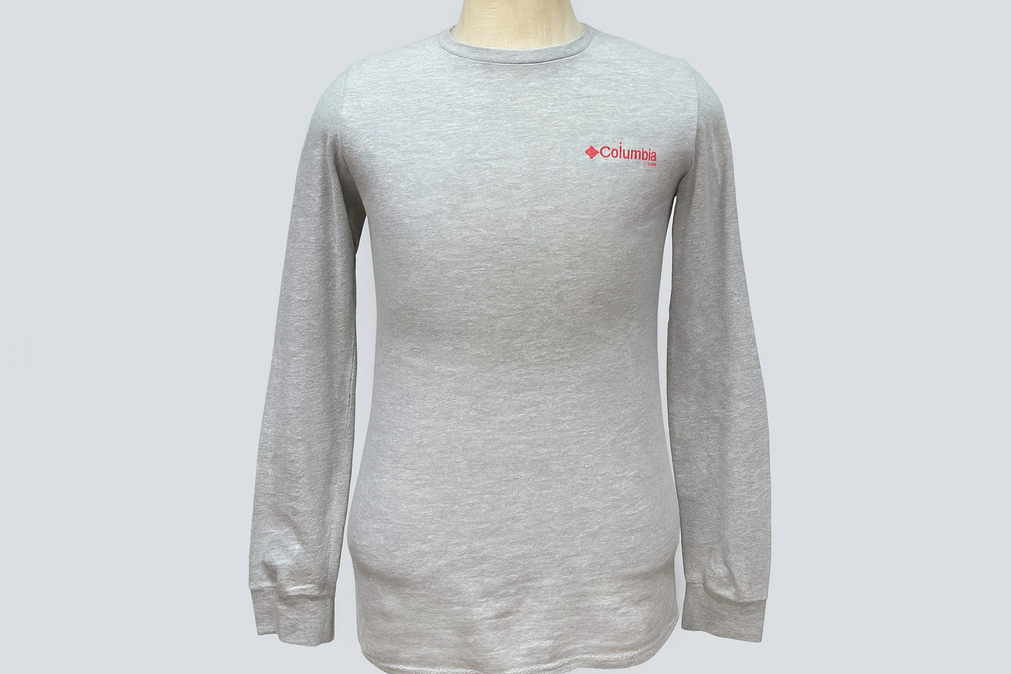 Ghost mannequin frontal Columbia pesca