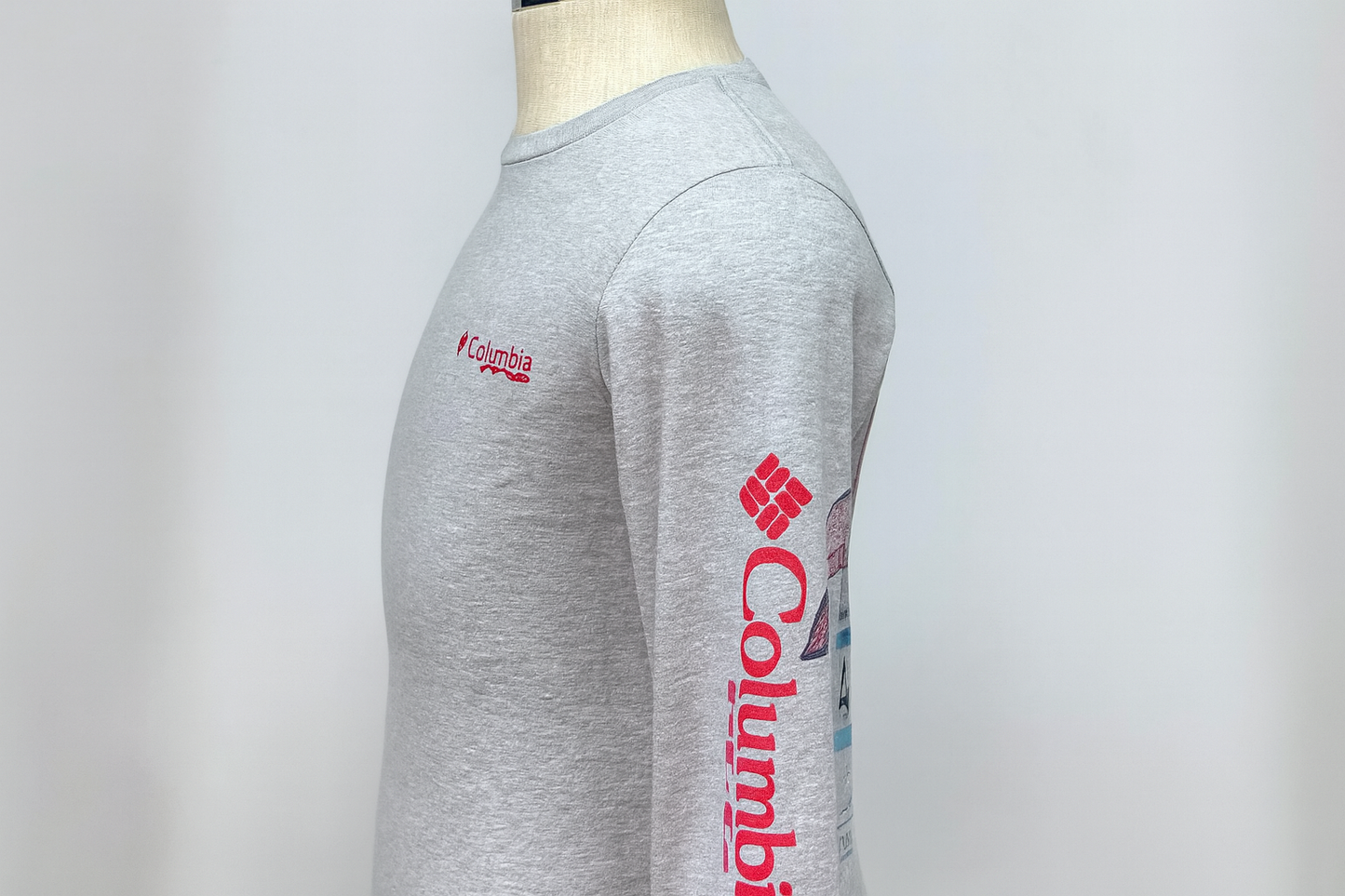 Ghost mannequin lateral Columbia pesca