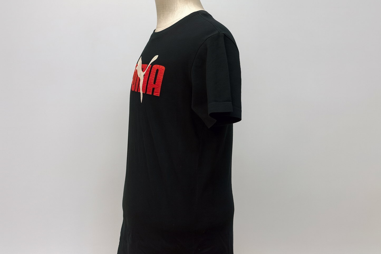 Ghost mannequin - Vista lateral