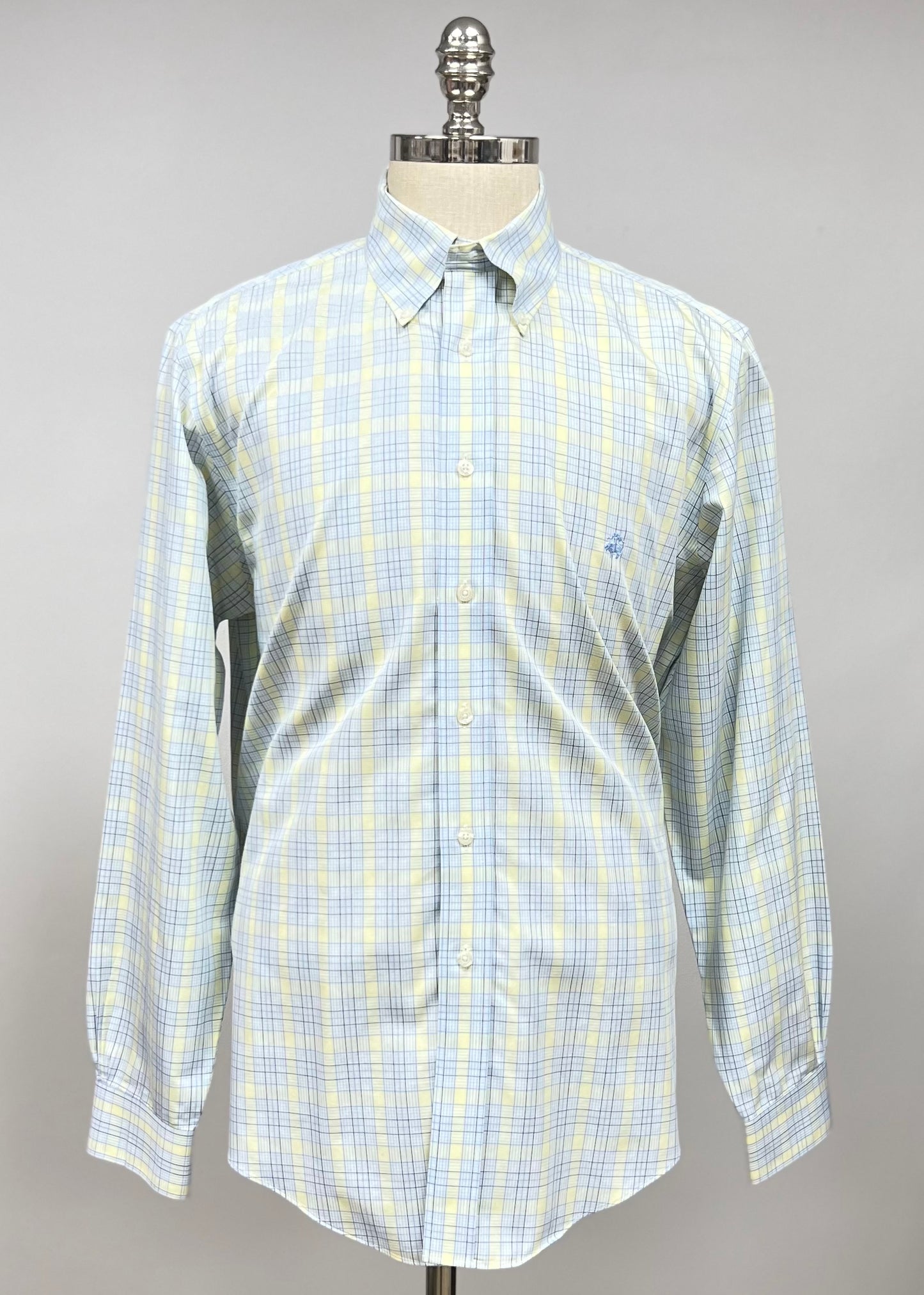 Camisa Brooks Brothers 🐑 color celeste con cuadros tartán en amarillo y negro Talla L Entalle Regular