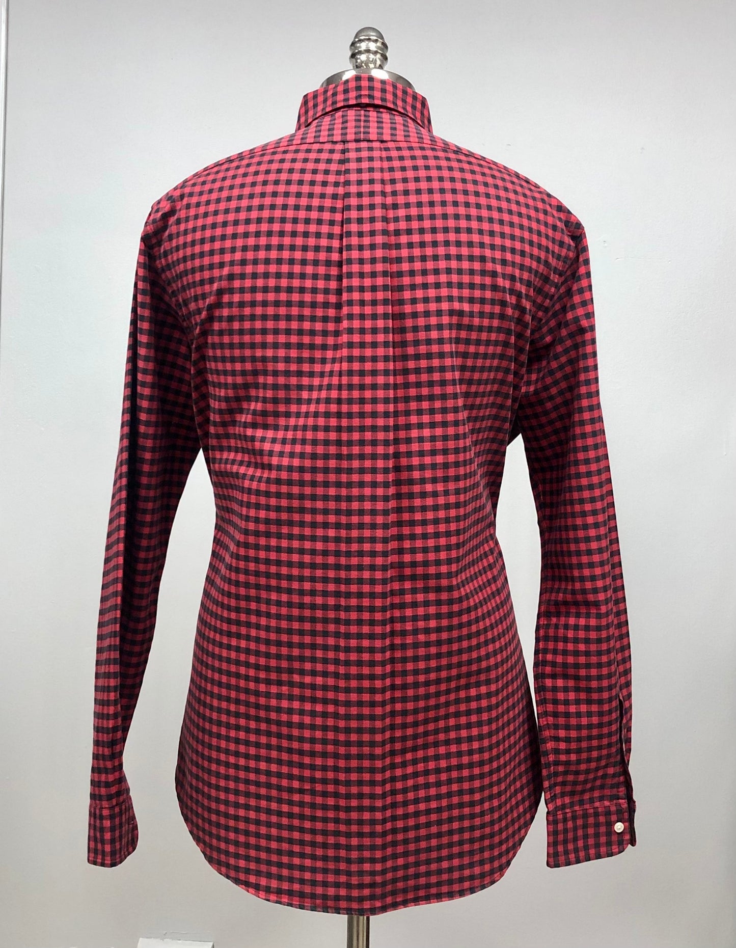 Camisa Polo Ralph Lauren 🏇🏼 con patron de cuadros gingham rojo y negro Talla L Entalle Clásico