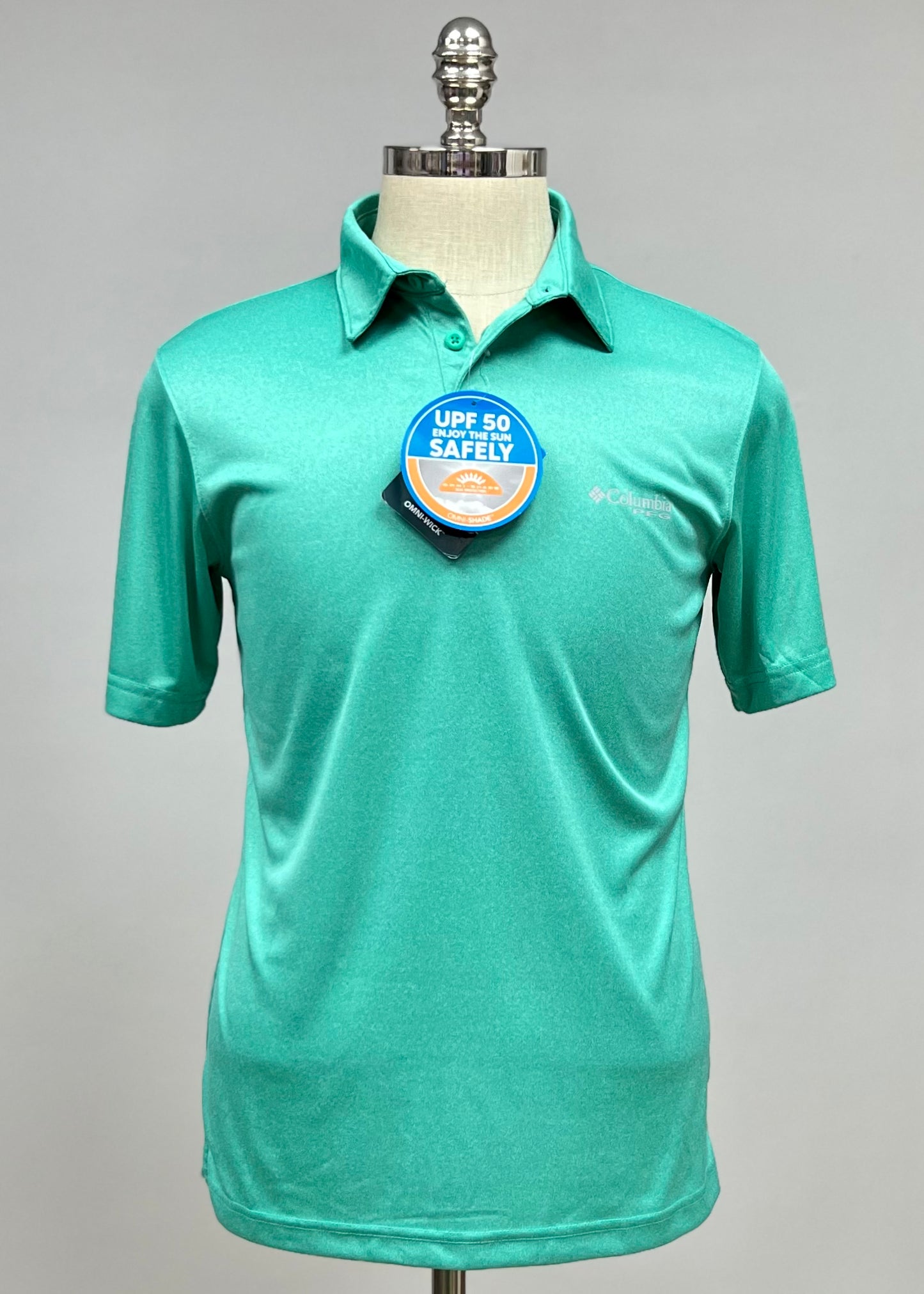 Camiseta Polo Columbia 🔷 Omni Freeze color turquesa Talla S Entalle Regular