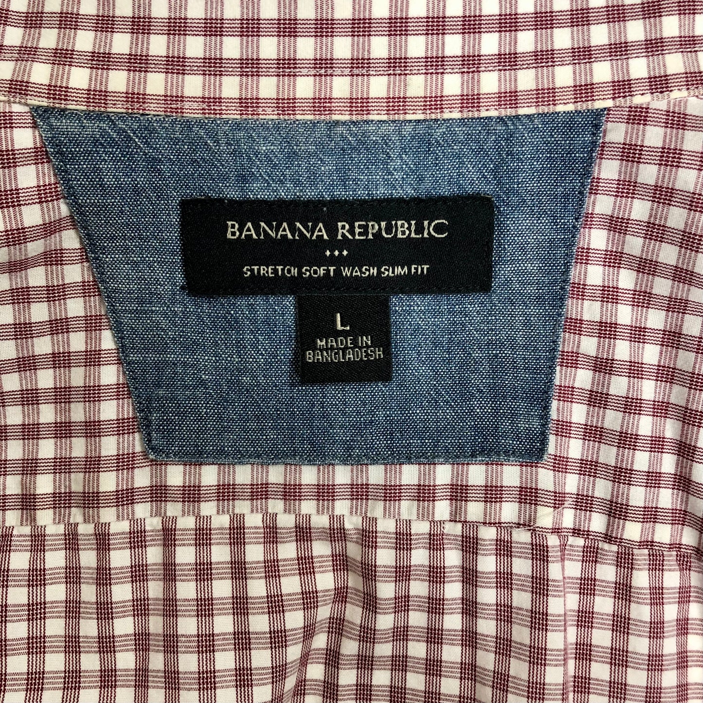 Camisa Banana Republic con patrón de cuadros gingham en color rojo oscuro y blanco Talla L Entalle Slim Fit