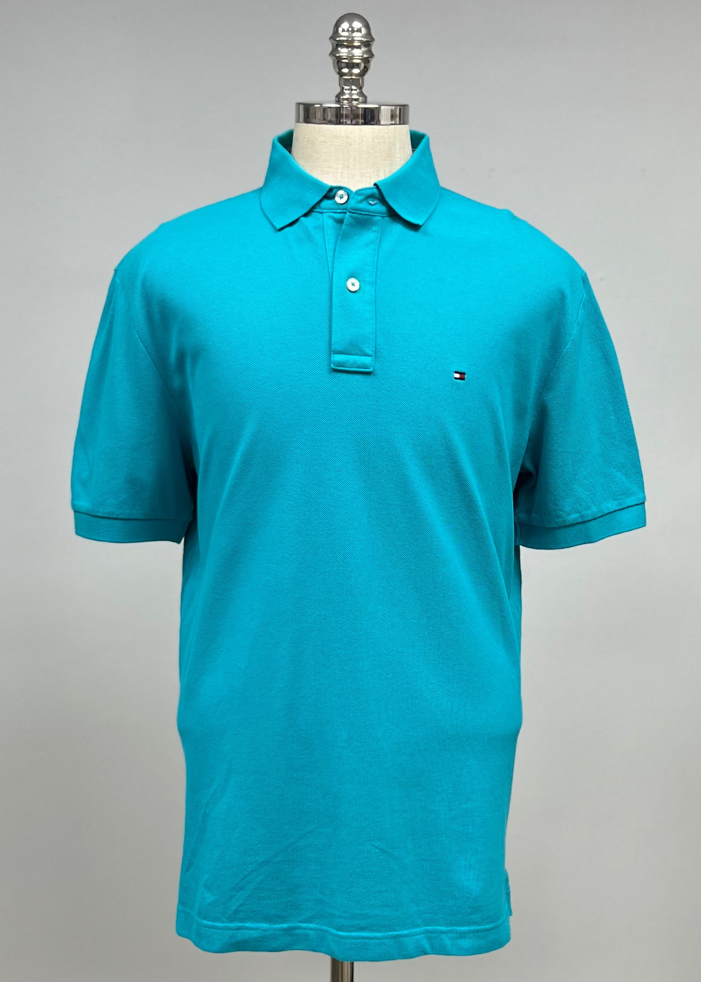 Camiseta Polo Tommy Hilfiger 🇺🇸 color turquesa Talla L Entalle Clásico