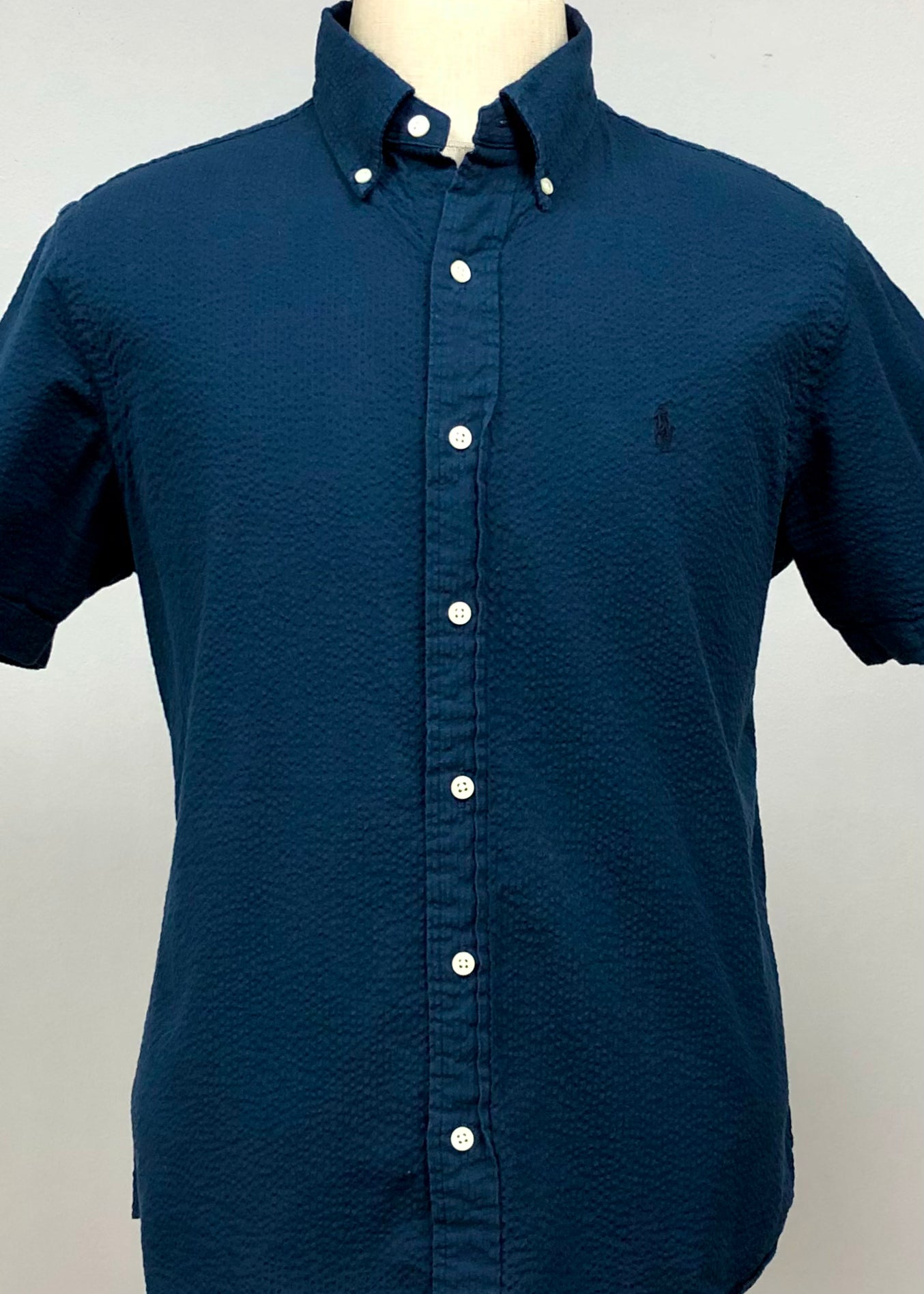 Camisa Polo Ralph Lauren 🏇🏼 Color azul navy Seersucker Talla M Entalle Clásico