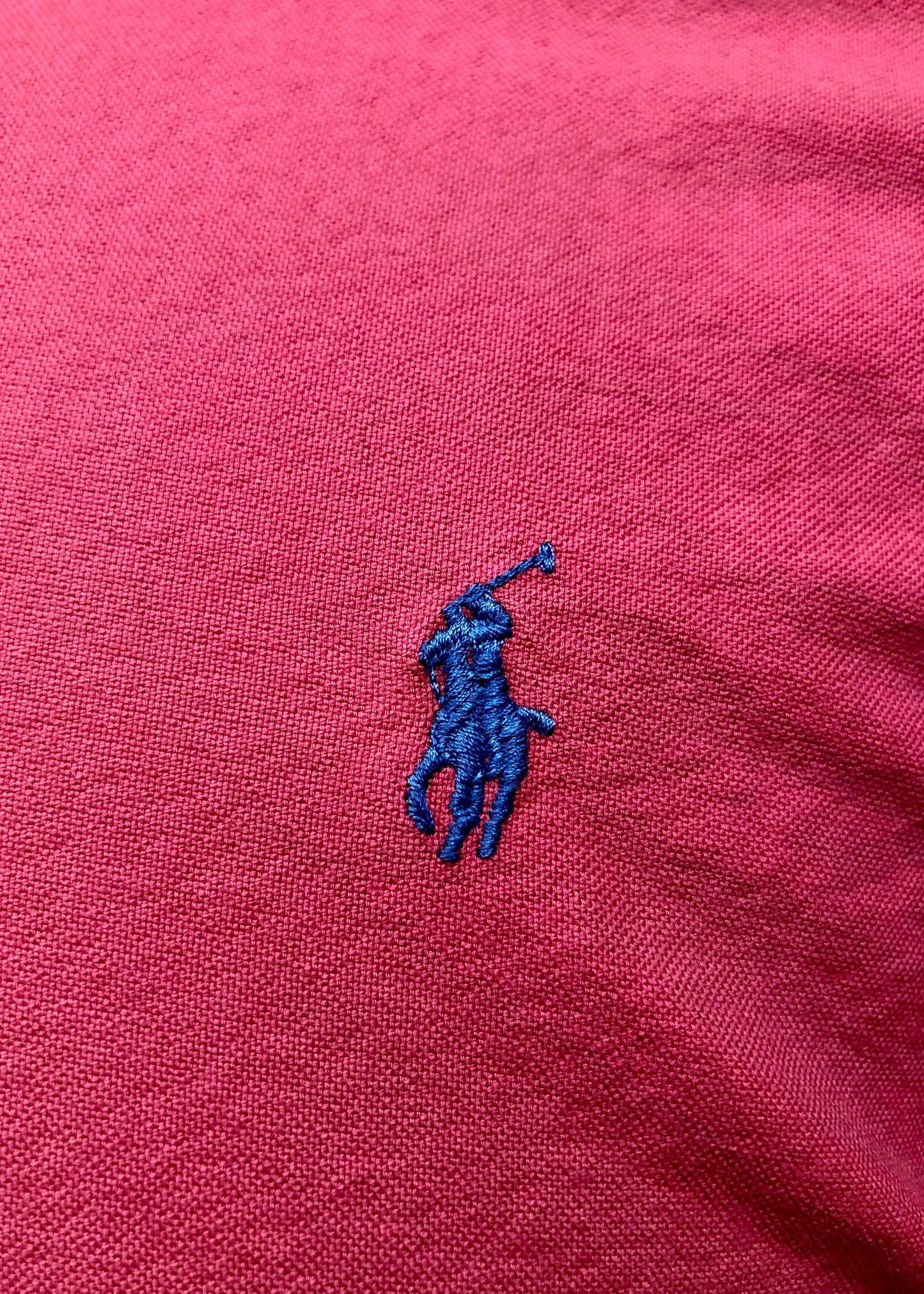 Camisa de botones Polo Ralph Lauren 🏇🏼 en color rosado magenta Talla S Entalle Regular