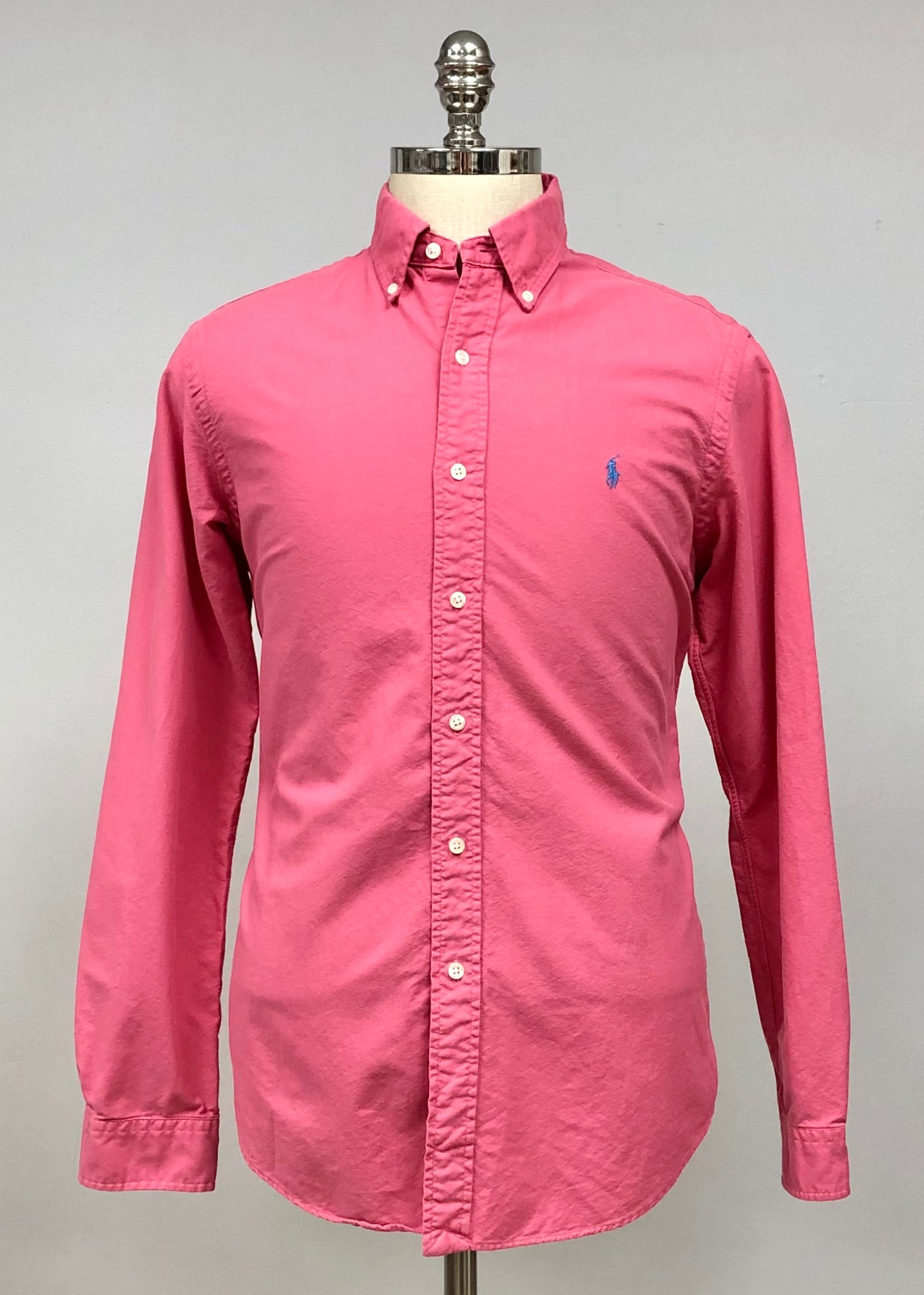 Camisa de botones Polo Ralph Lauren 🏇🏼 en color rosado magenta Talla S Entalle Regular