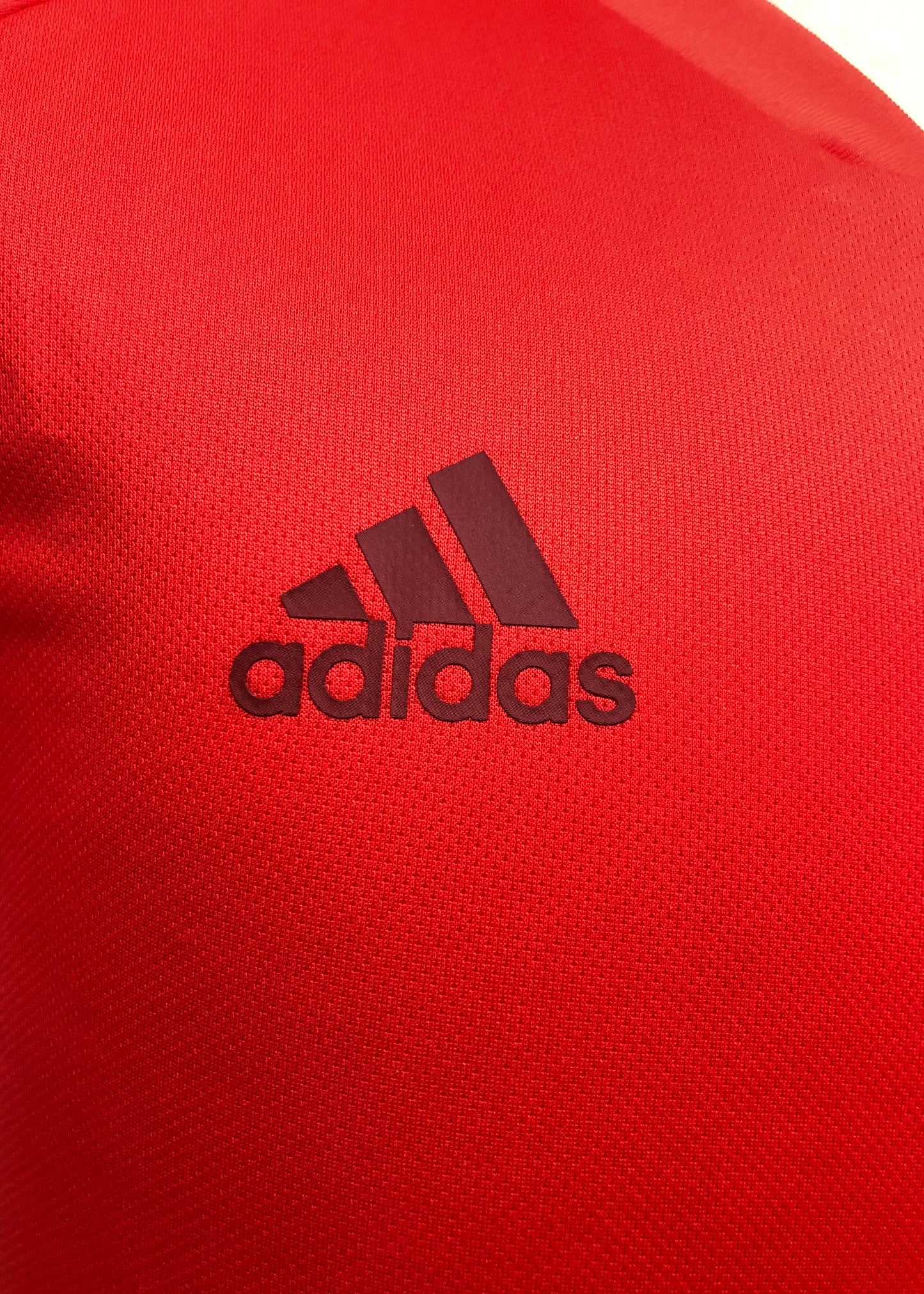 Camiseta de entrenamiento Adidas ⚽️ del Bayern Munich Rojo Active Maroon Talla Small