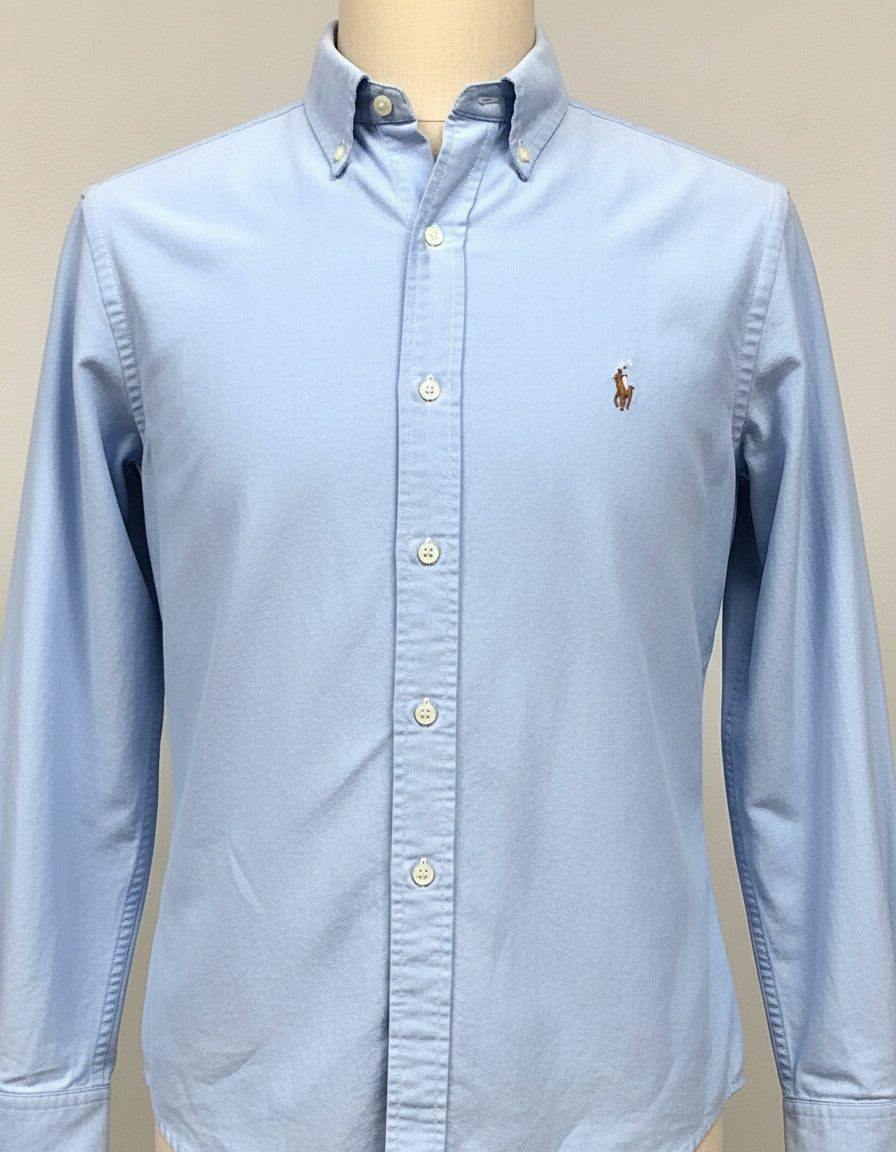 Camisa de botones Polo Ralph Lauren 🏇🏼 Oxford en color celeste Talla L Entalle Clásico