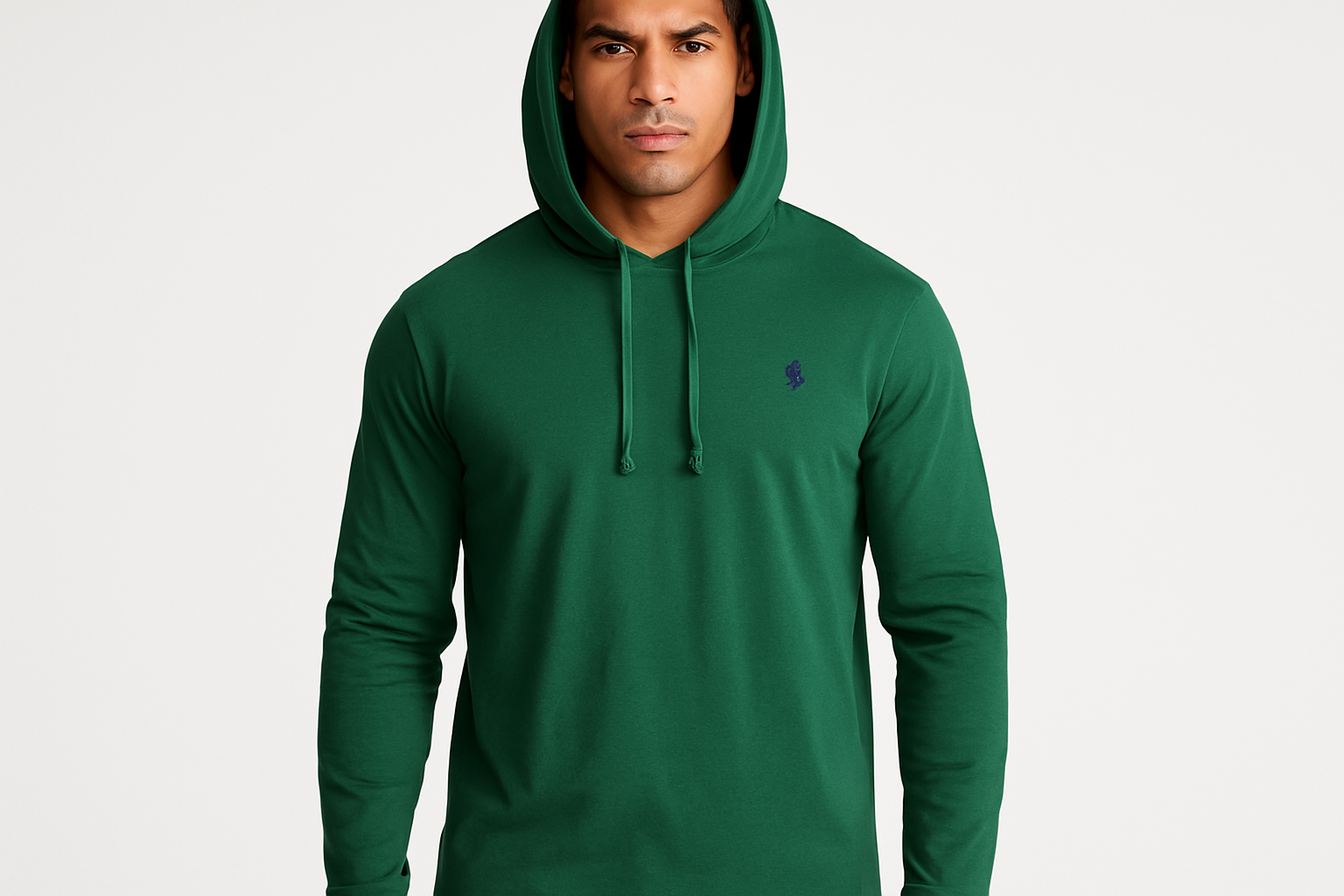 Imagen 1 - Vista frontal con capucha