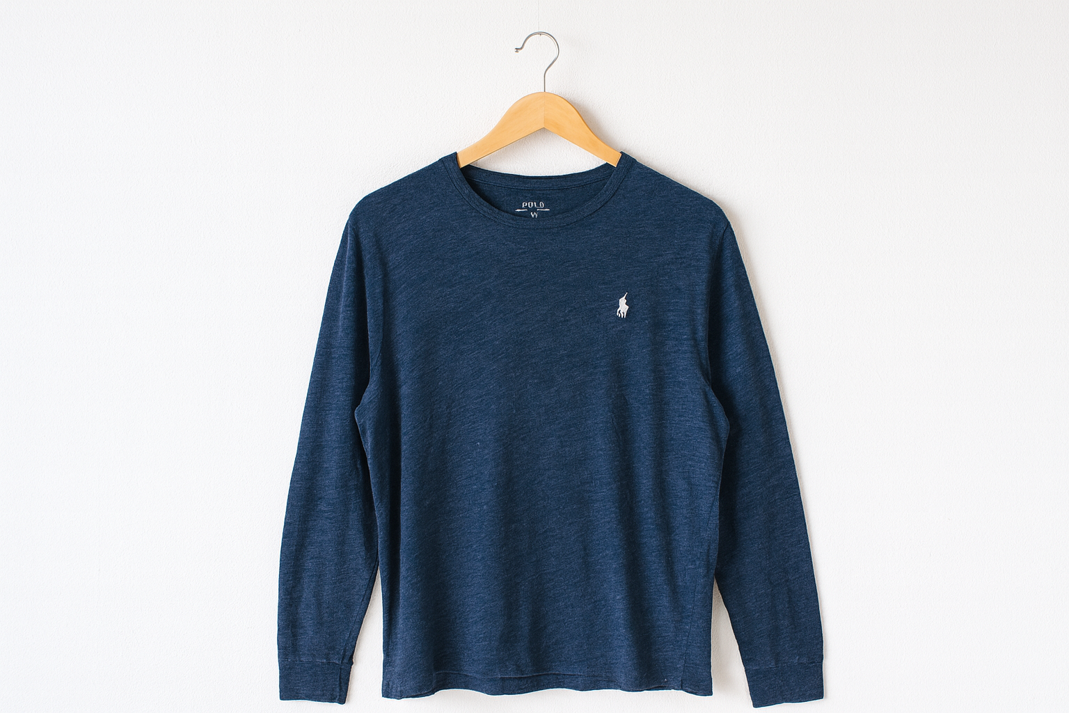 Imagen 2 - Colgada en percha