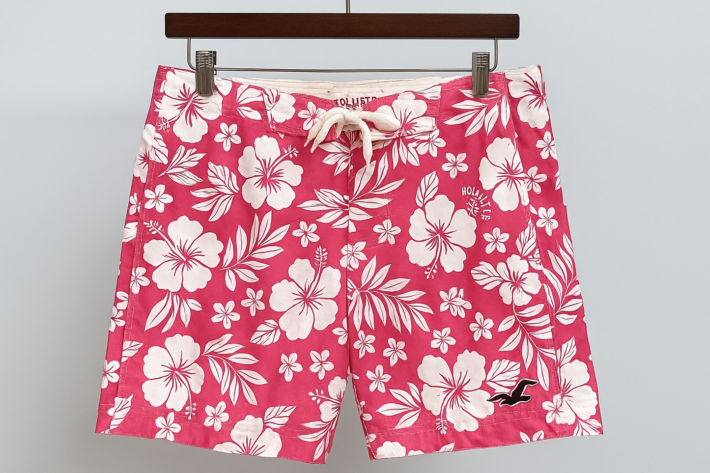 Imagen 2 - Colgado en percha