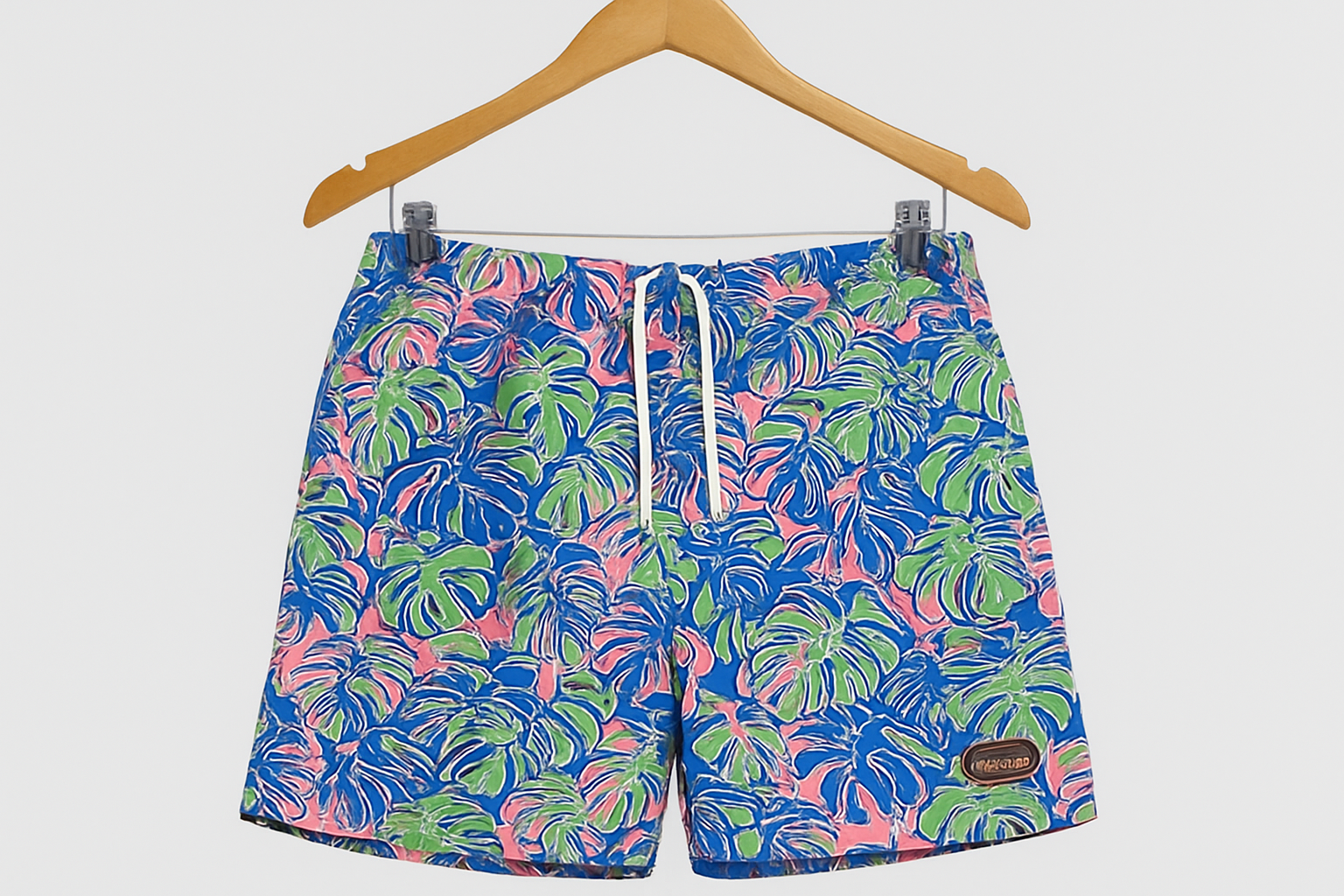 Imagen 2 - Vista frontal colgado