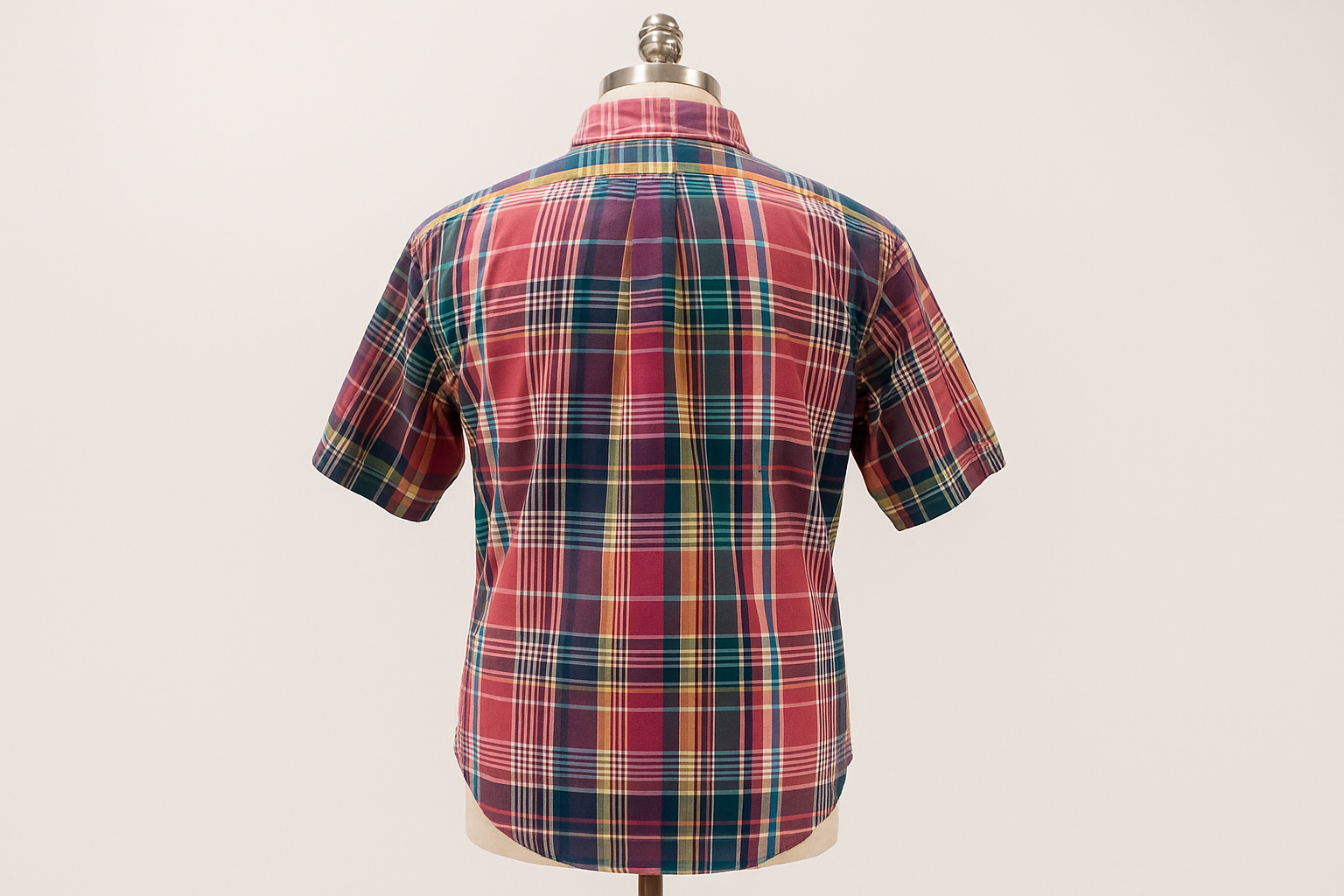 Imagen 2 - Vista trasera en maniquí