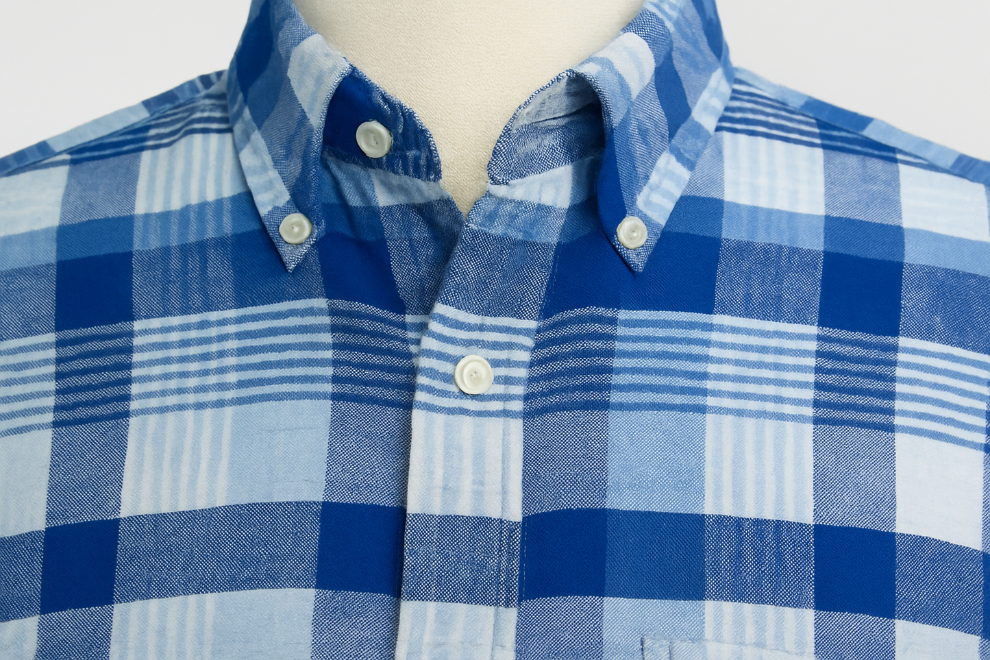 Imagen 4 - Detalle del cuello y botones