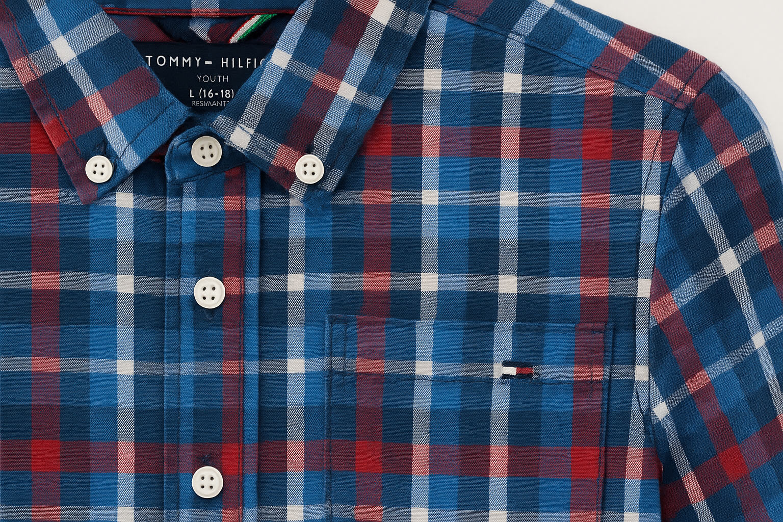 Imagen 4 - Detalle del cuello y logo (actualizada)