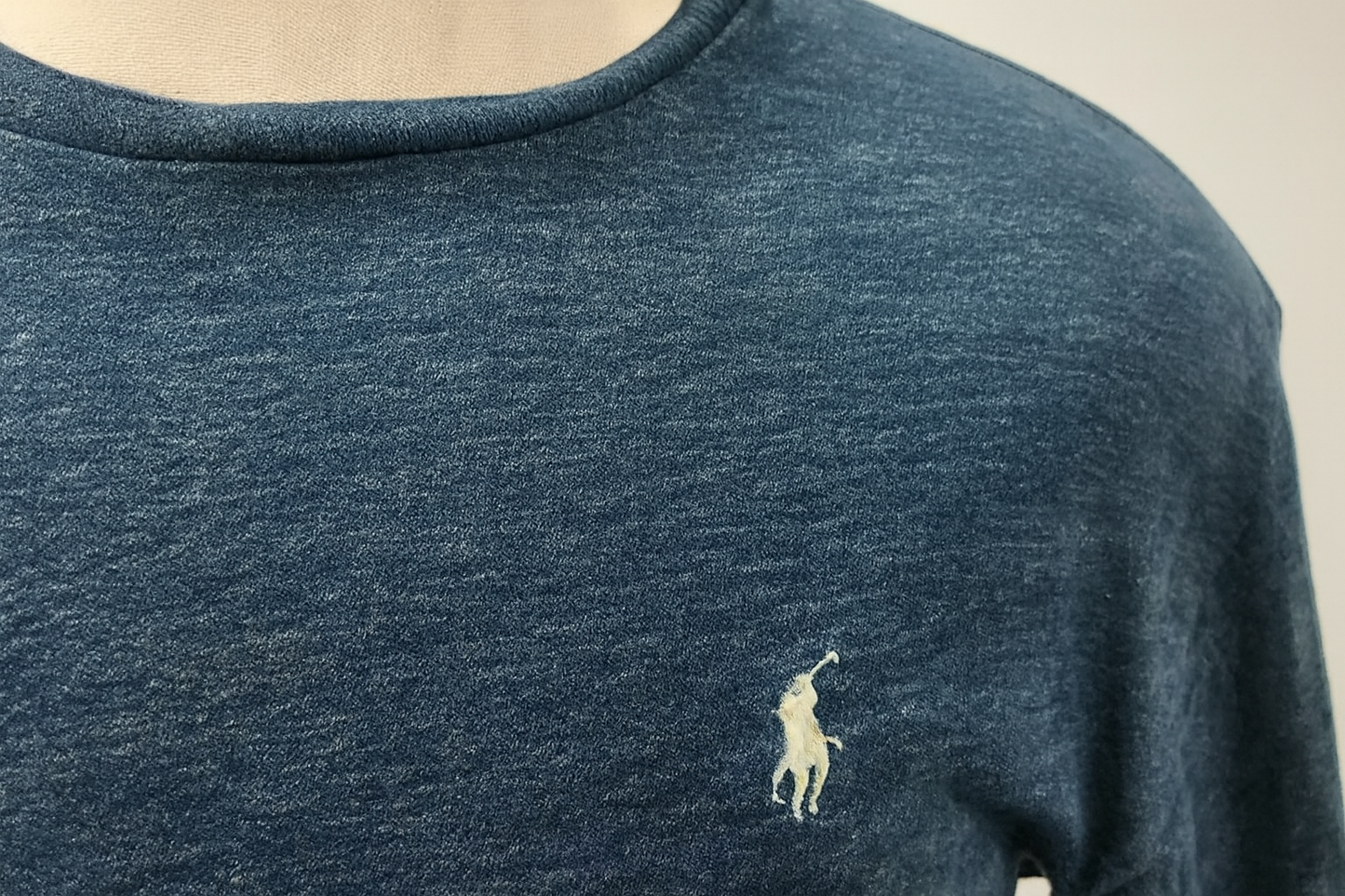 Imagen 4 - Detalle del logo del jinete