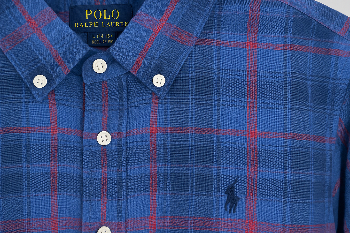 Imagen 4 - Detalle del logo y cuello