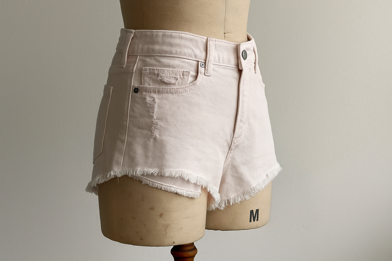 Imagen 4 - En maniquí perfil