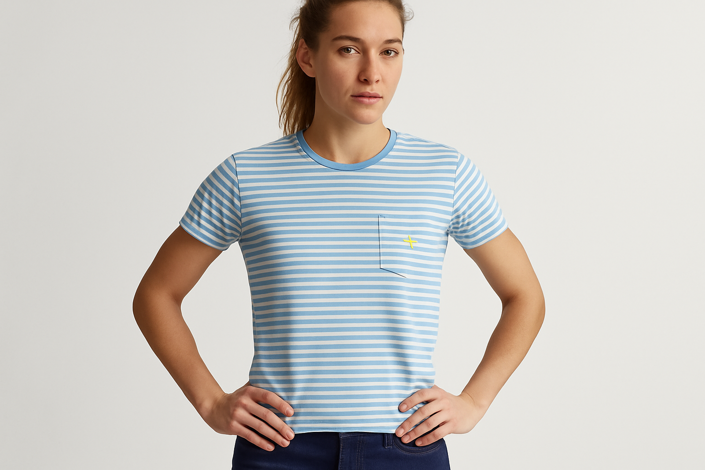 Imagen 4 - Manos en caderas