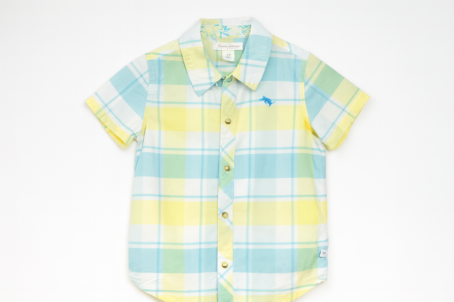 Imagen 4 - Vista en ángulo tres cuartos