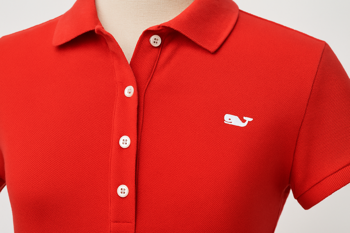 Imagen 5 - Detalle del cuello y logo