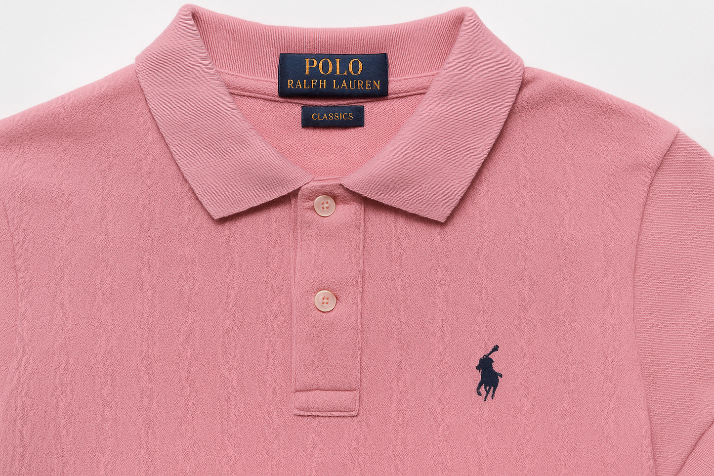 Imagen 5 - Detalle del cuello y logo