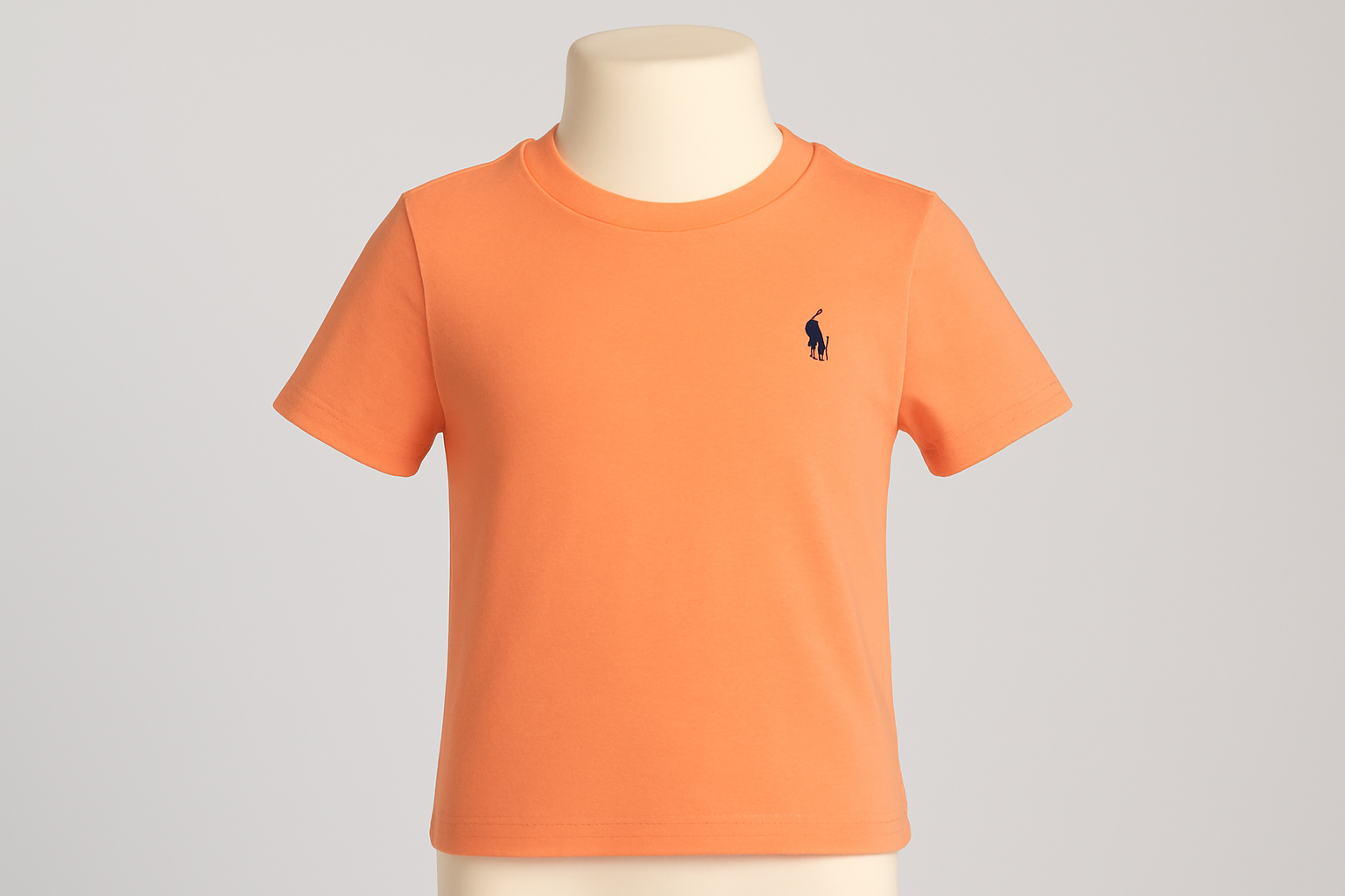 Imagen 5 - En maniquí infantil con logo