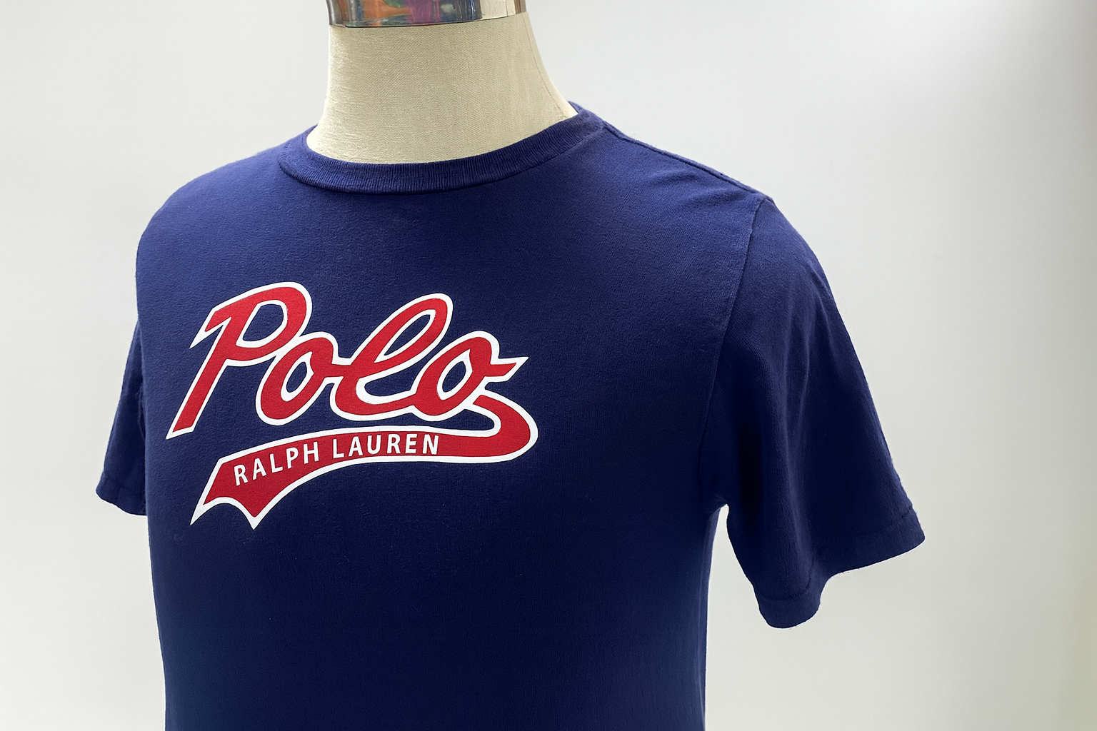 Imagen 6 repetida - Vista tres cuartos