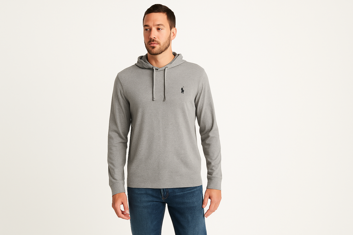 Look 1 - Con jeans azul oscuro