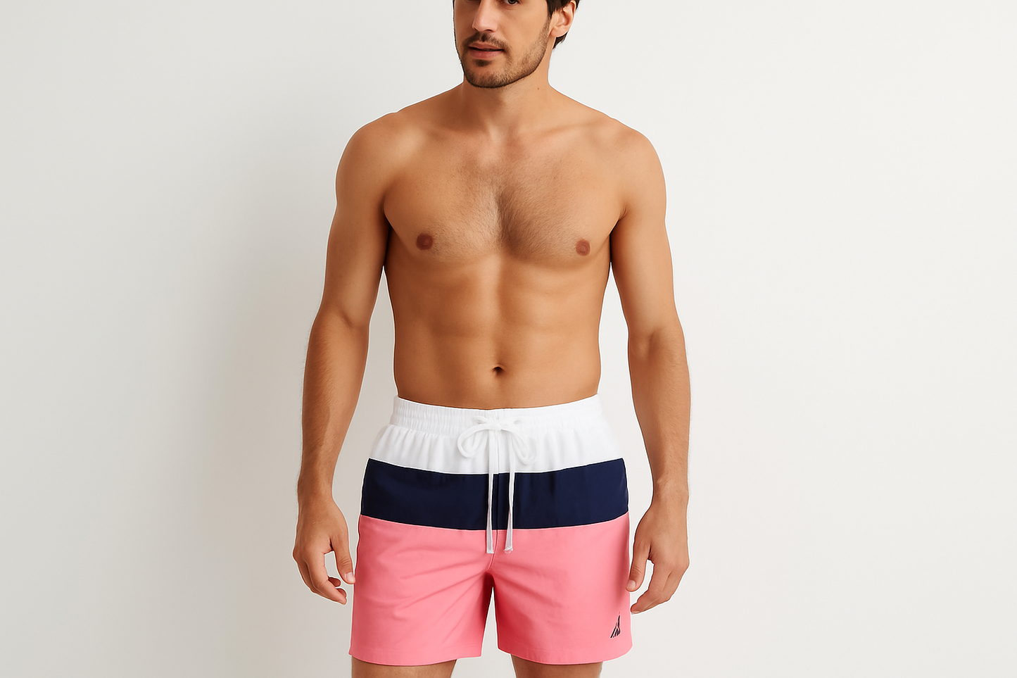 Look 1 - Pose confiada sin camisa