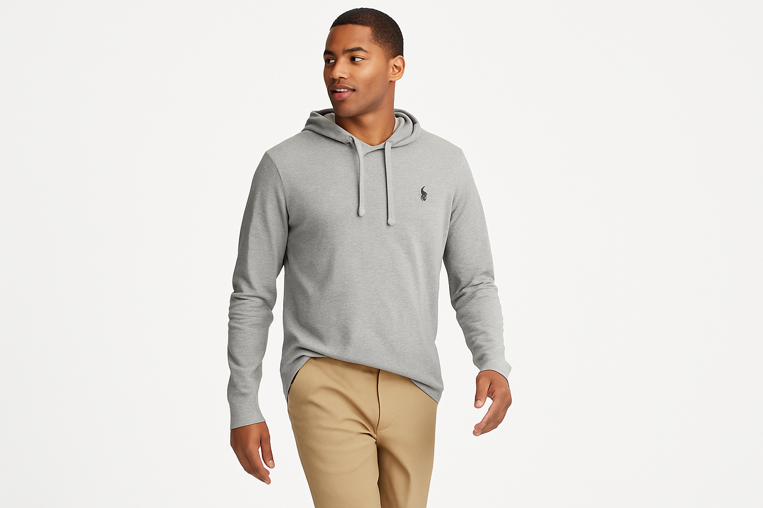 Look 3 - Con chinos caqui, pose caminando