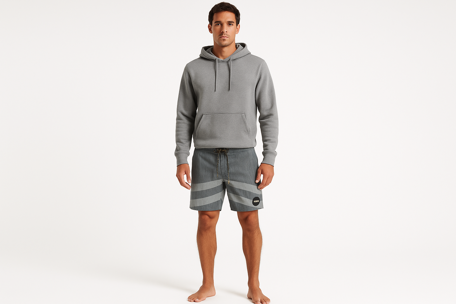 Look 4 - Con sudadera gris