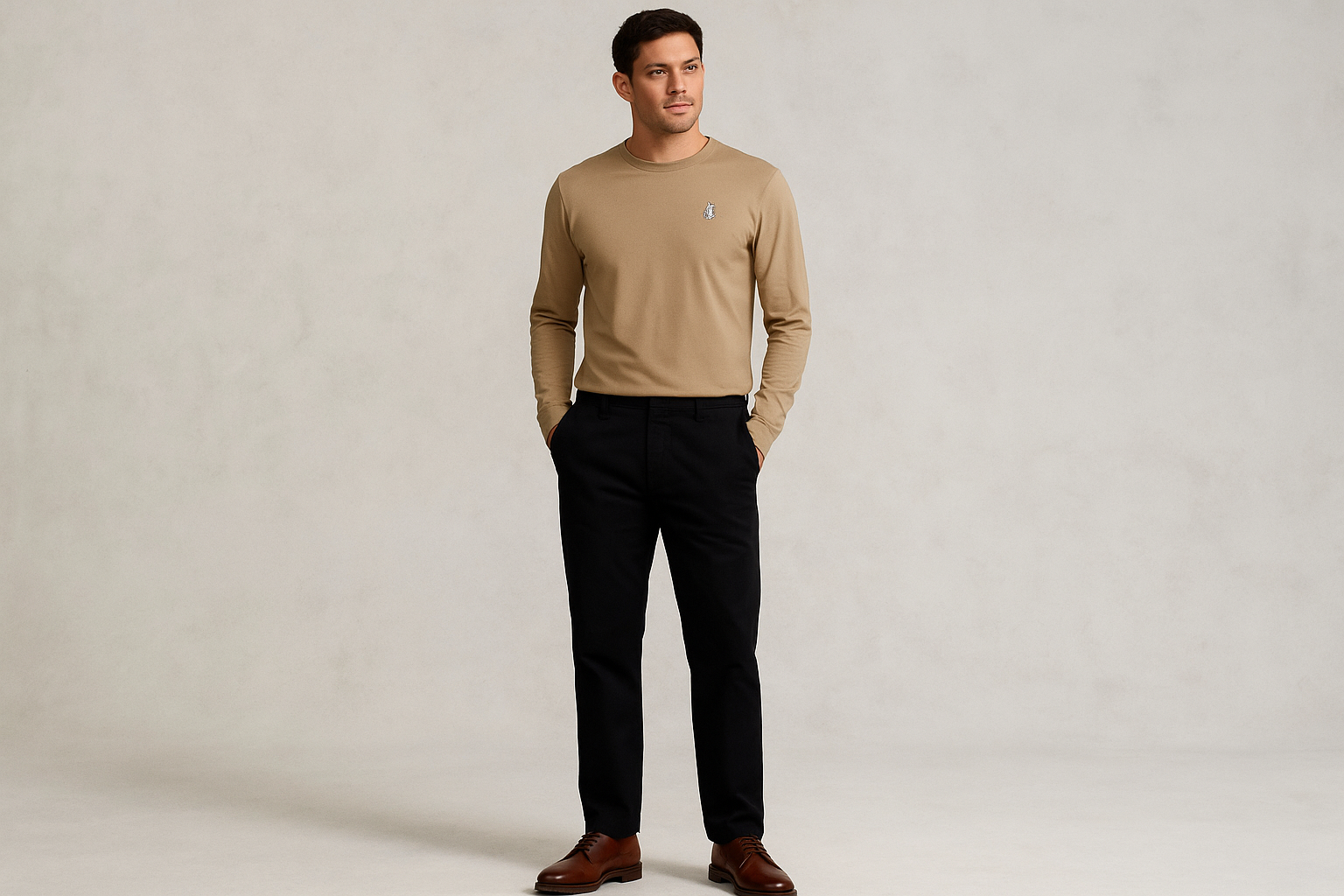 Look 6: Camiseta Psycho Bunny beige con pantalones negros - Estilo sophisticated casual