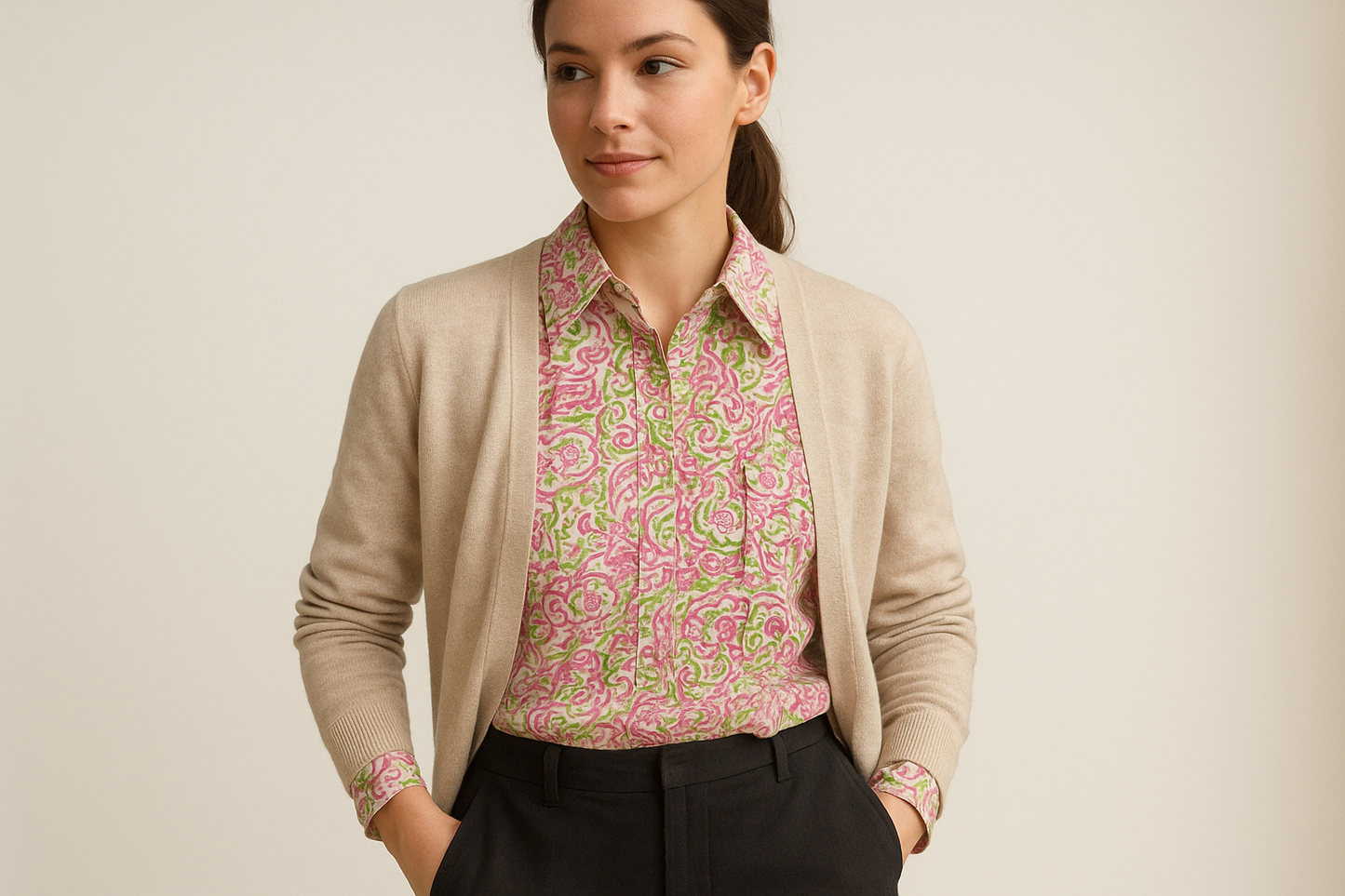 Look en capas con cardigan