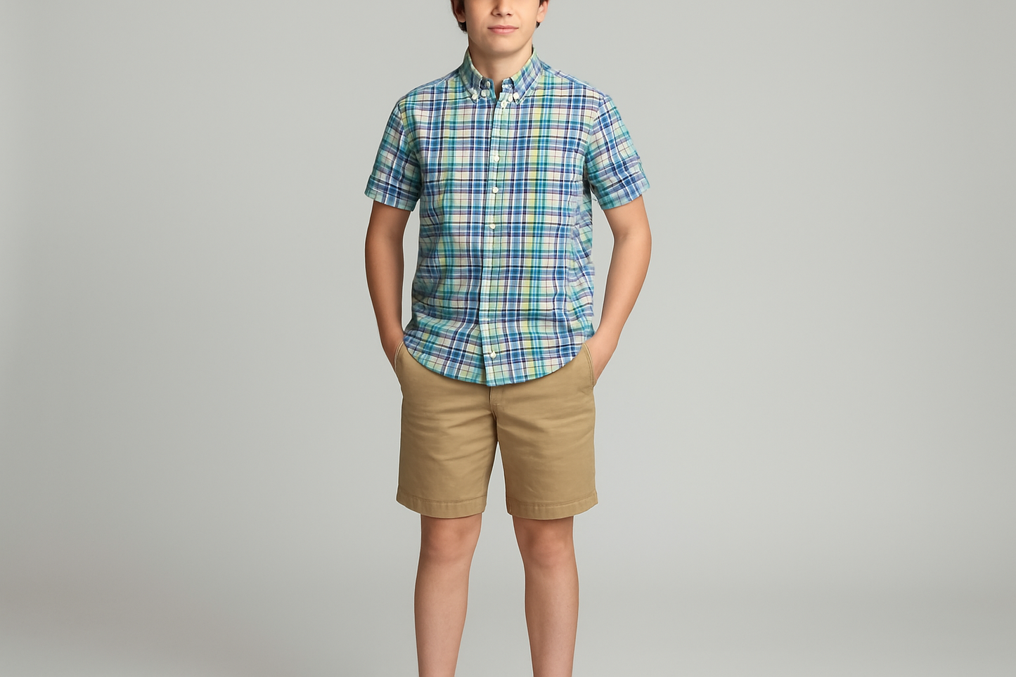 Look preppy veraniego con shorts