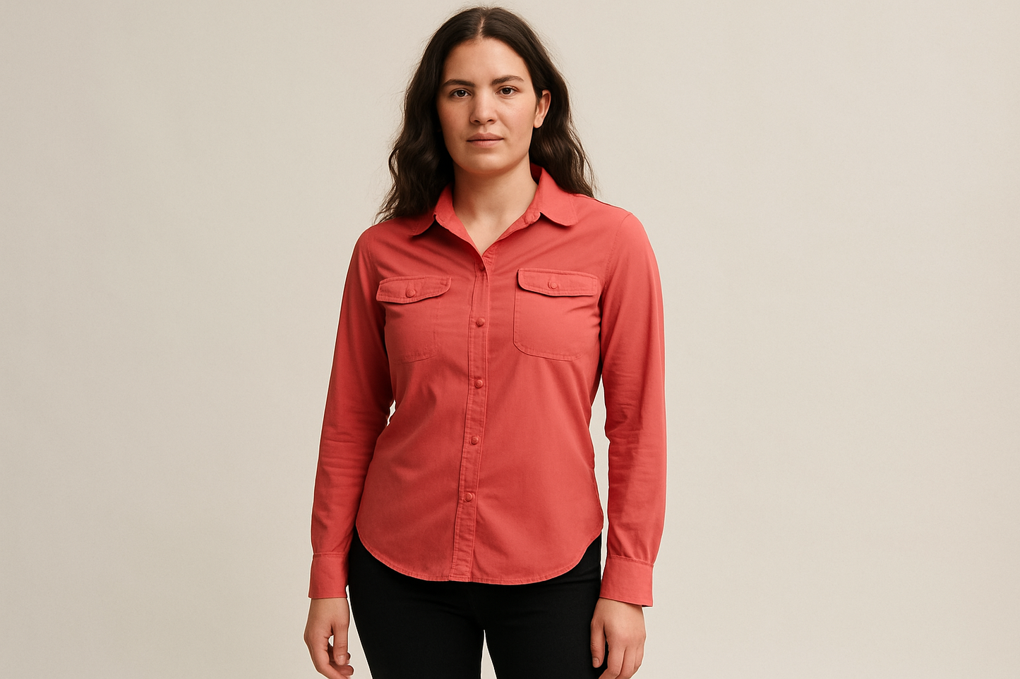 Look smart casual con leggings negros