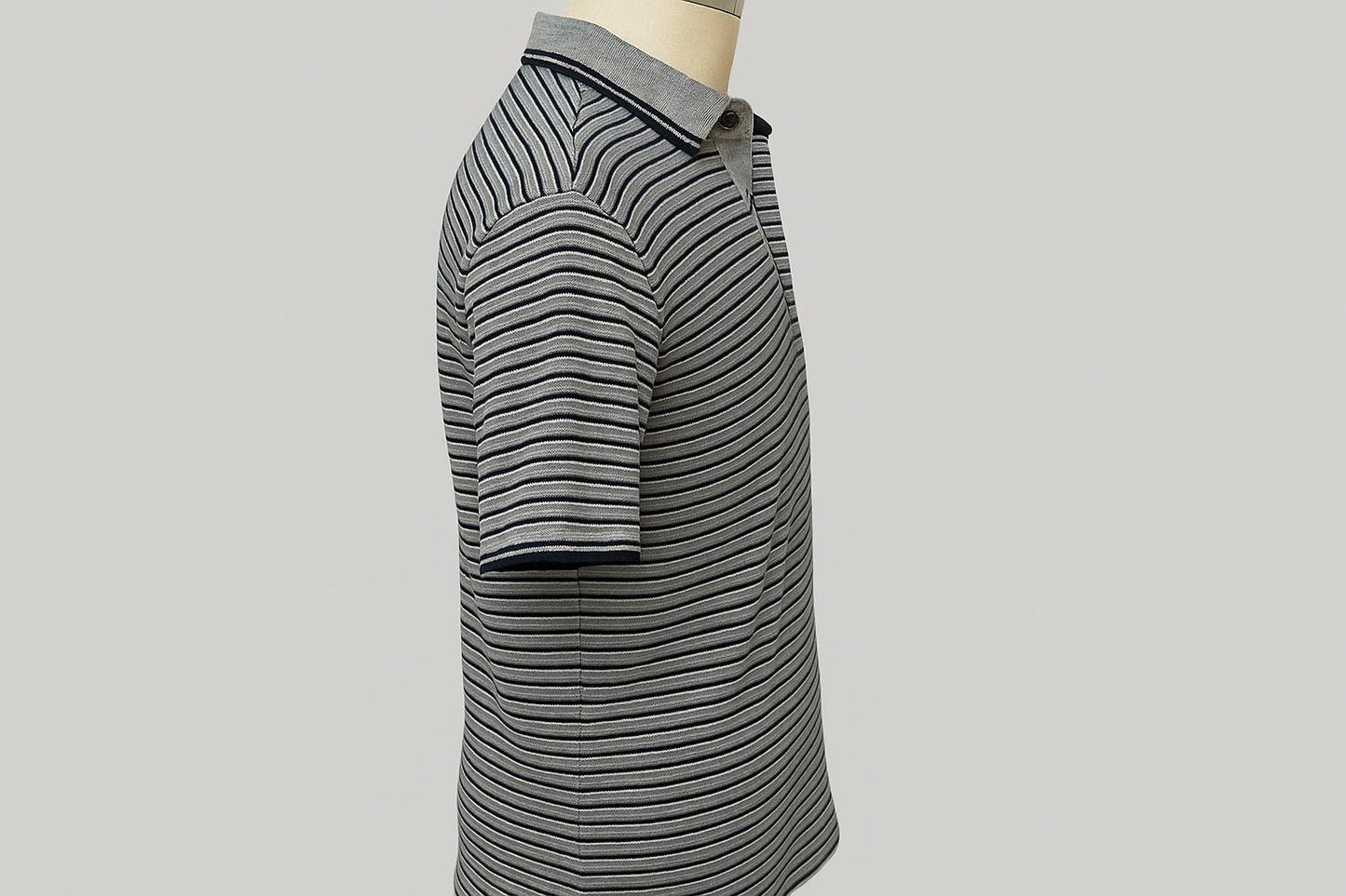 Mannequin side profile