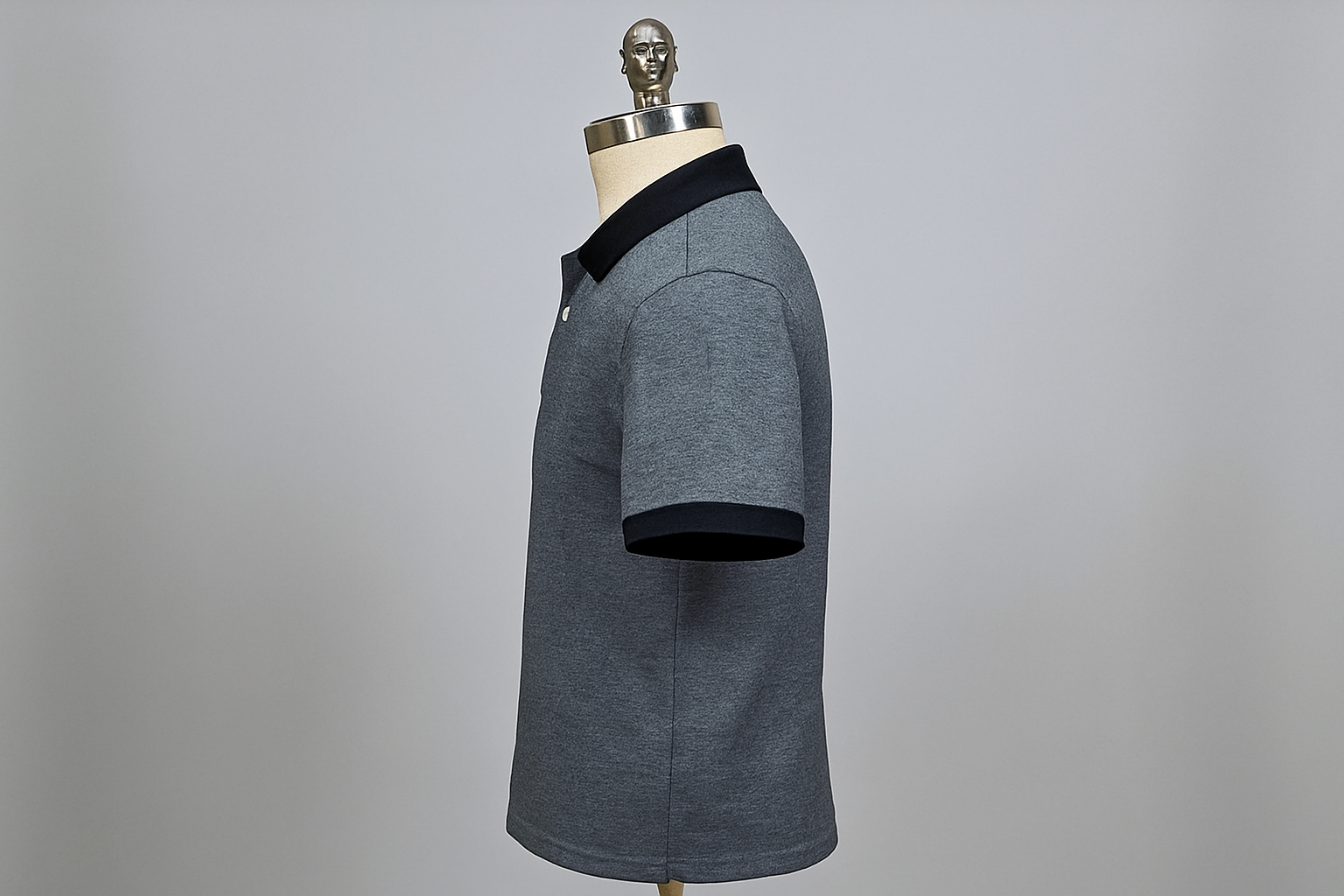 Mannequin side profile