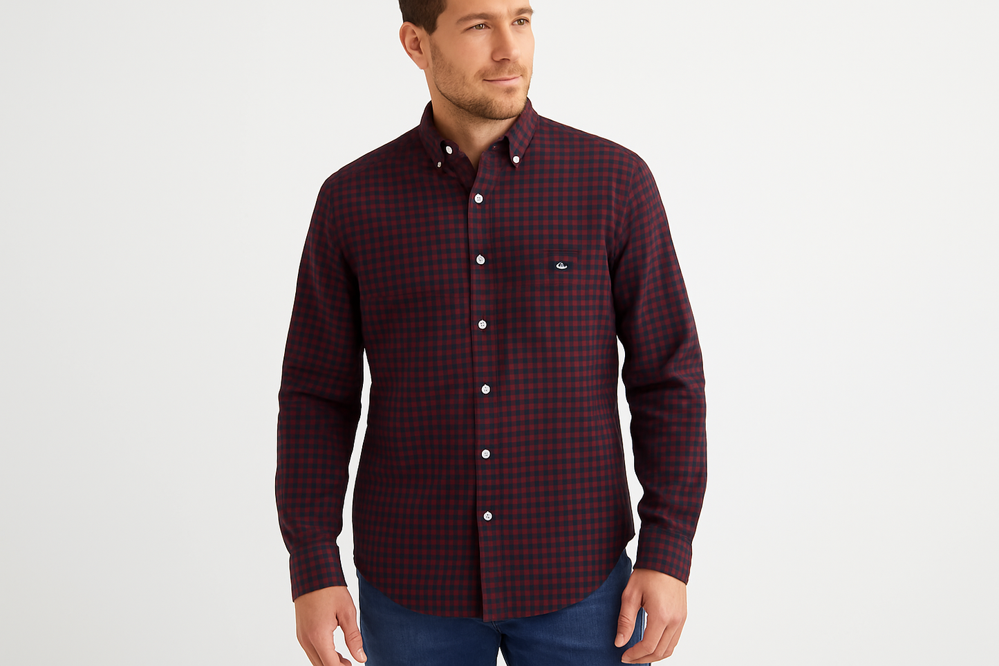 Modelo atlético - Camisa abotonada