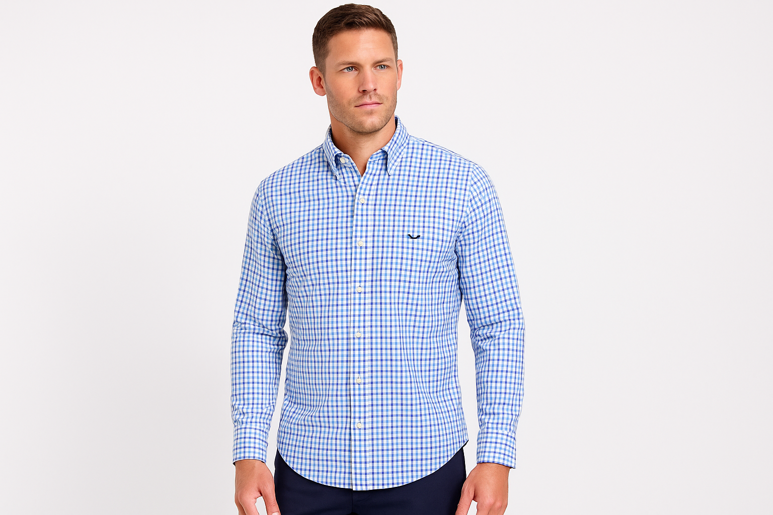 Modelo Atlético - Vista Frontal con Logo Preciso